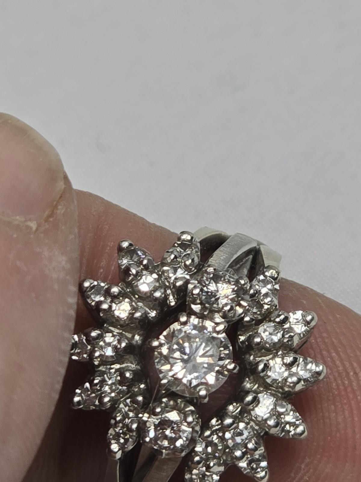 The Unbranded Brand 14k White Gold 0.89ctw Diamond 3-Stone Ring & Guard Set Sz 8 Size ONE SIZE - 3 Thumbnail
