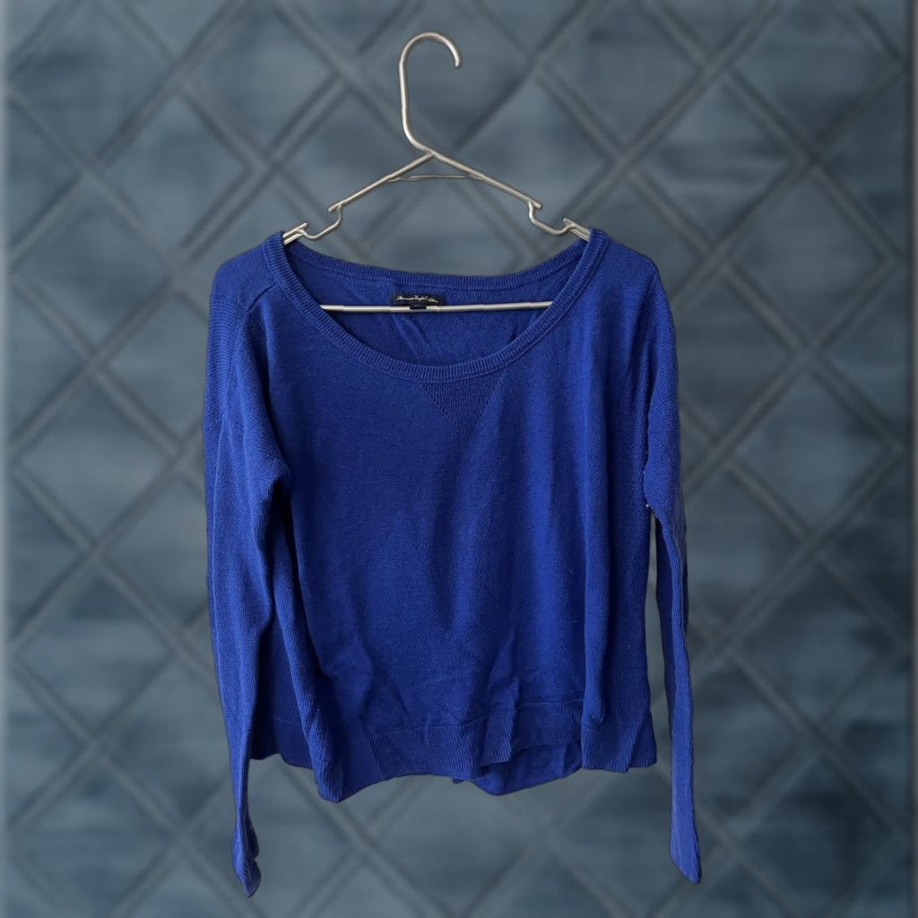 American Eagle Outfitters American Eagle Outfitters Shirt Womens M Blue Solid Crew Neck Long Sleeve Top Size M / US 6-8 / IT 42-44 - 1 Thumbnail