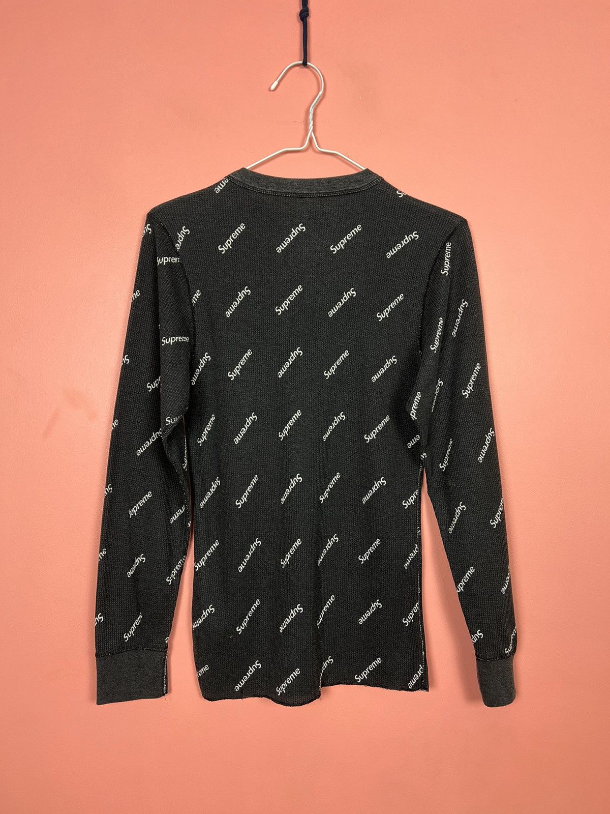 Supreme supreme x hanes streetwear longsleeve monogram sleepwear Size US S / EU 44-46 / 1 - 5 Thumbnail