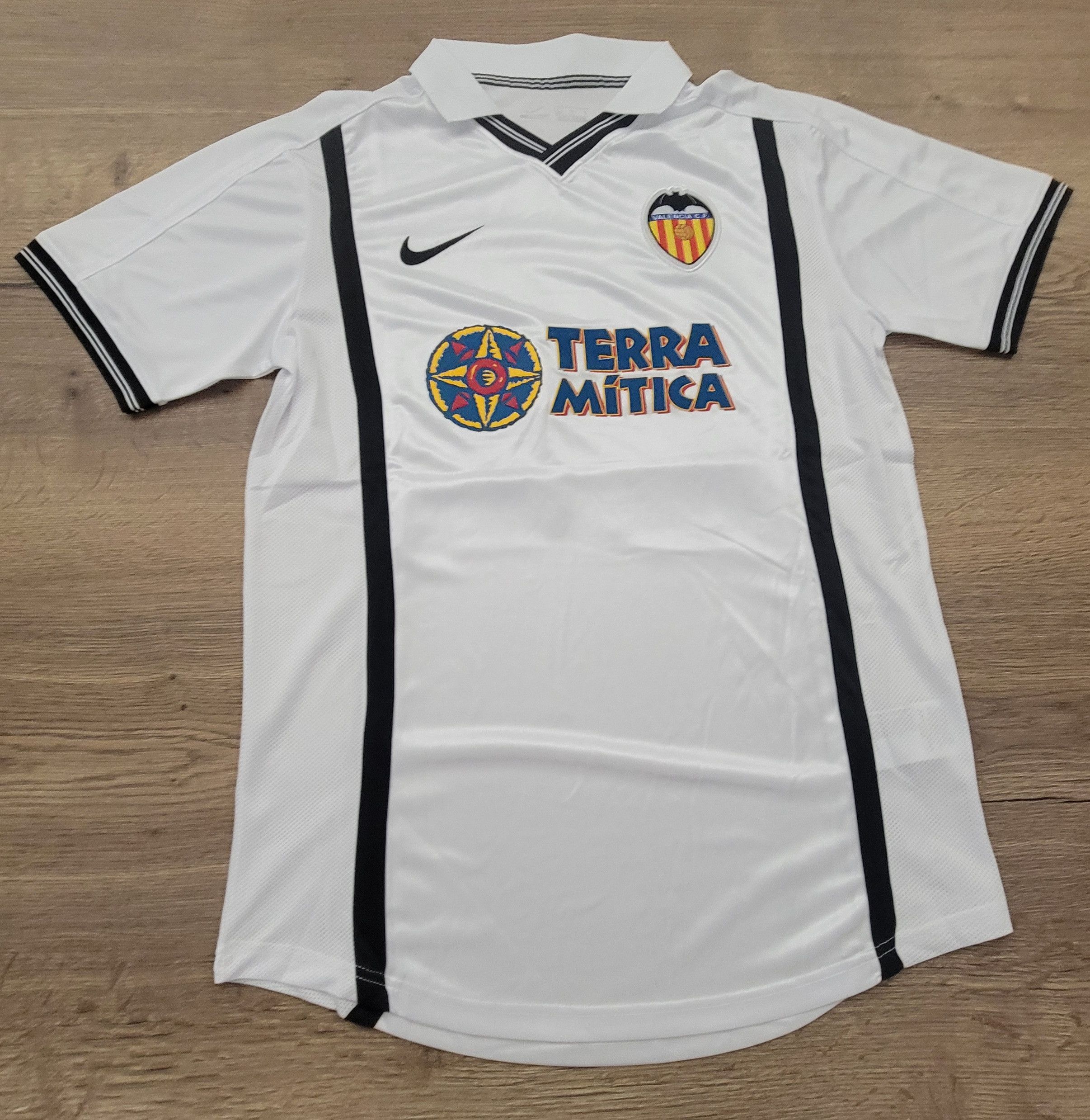 Other Aimar 22 Valencia 2000/2001 Vintage Soccer Jersey Trikot Size US L / EU 52-54 / 3 - 2 Thumbnail