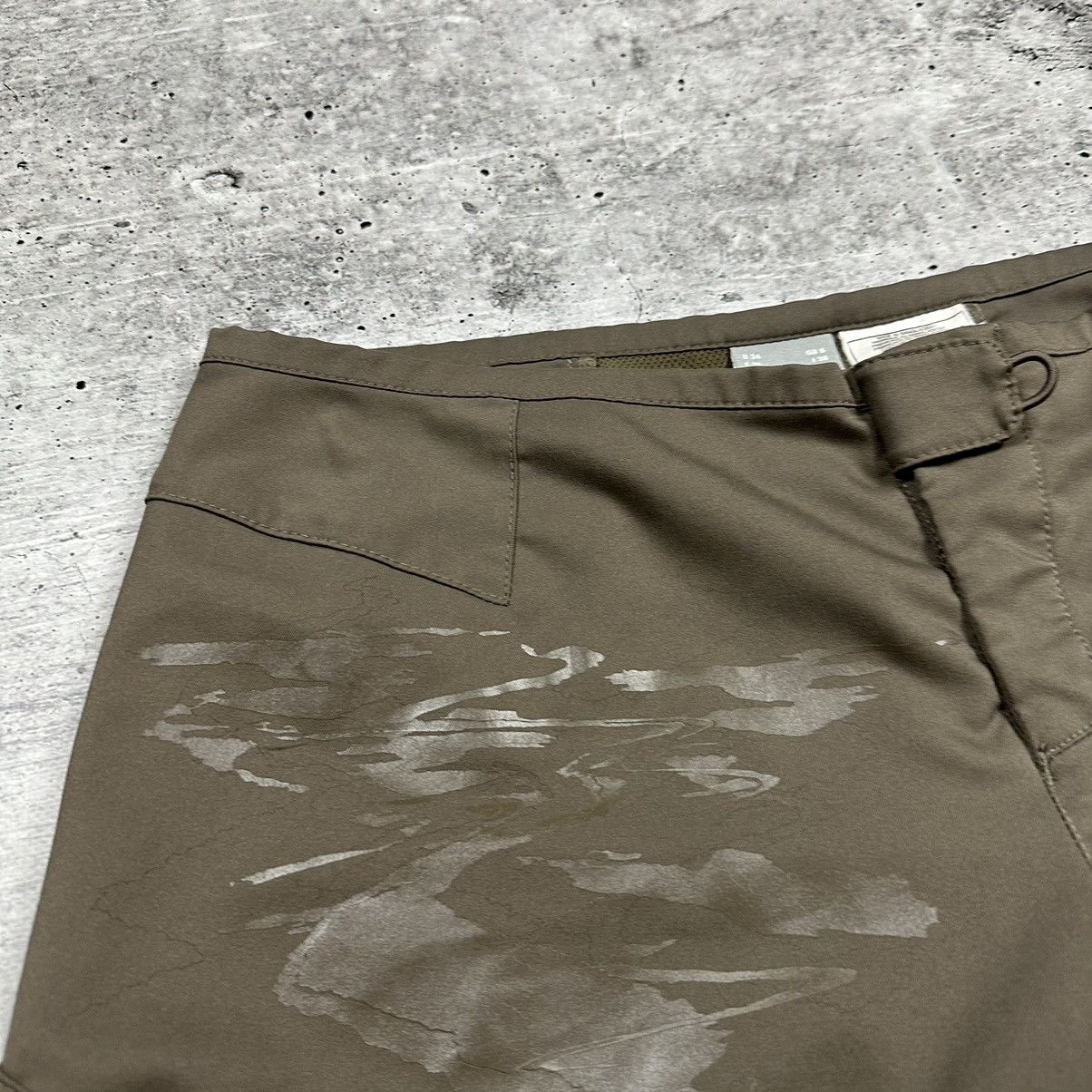 Nike ACG Vintage Nike ACG Shorts Brown Women’s Size US 4 Size 27" / US 4 / IT 40 - 2 Thumbnail
