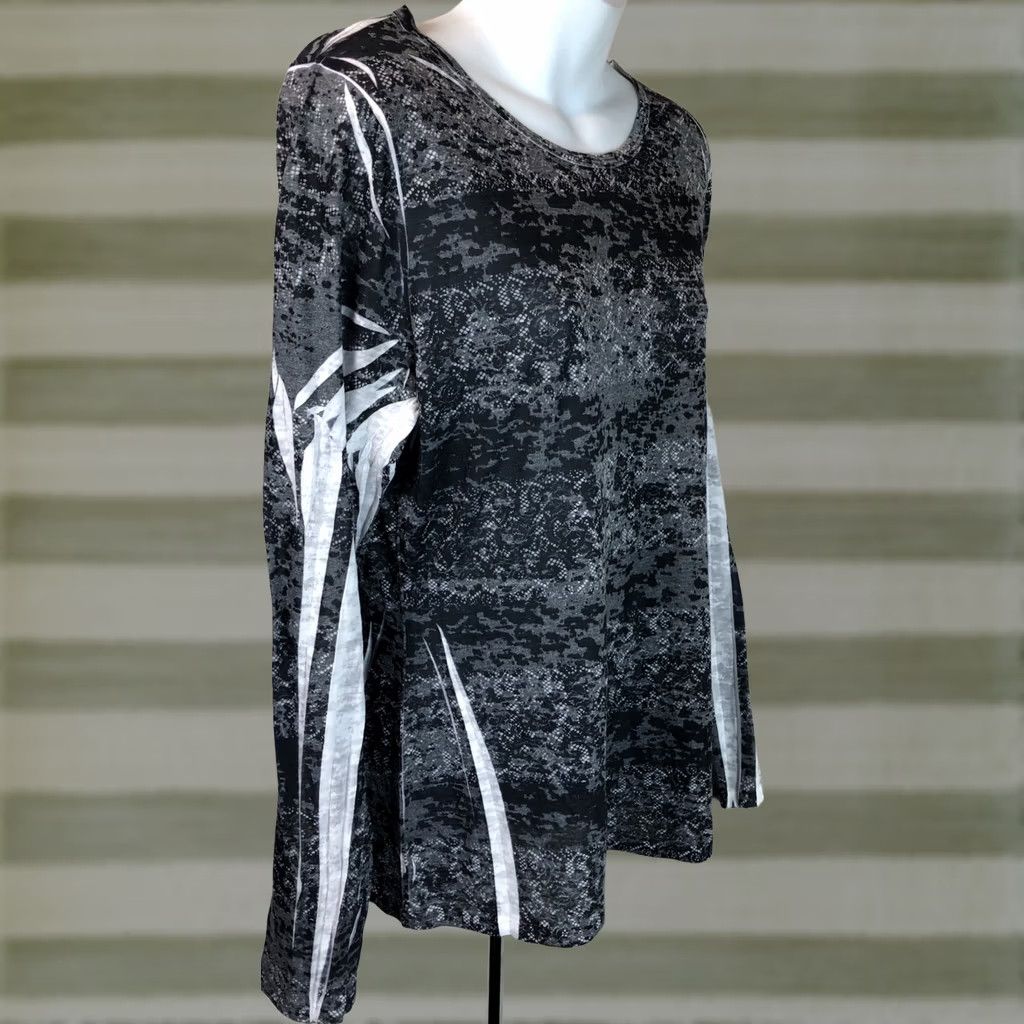 Vintage INC Top L Gray Geometric Scoop Neck Pleated Long Sleeves Jersey tee Size L / US 10 / IT 46 - 1 Thumbnail