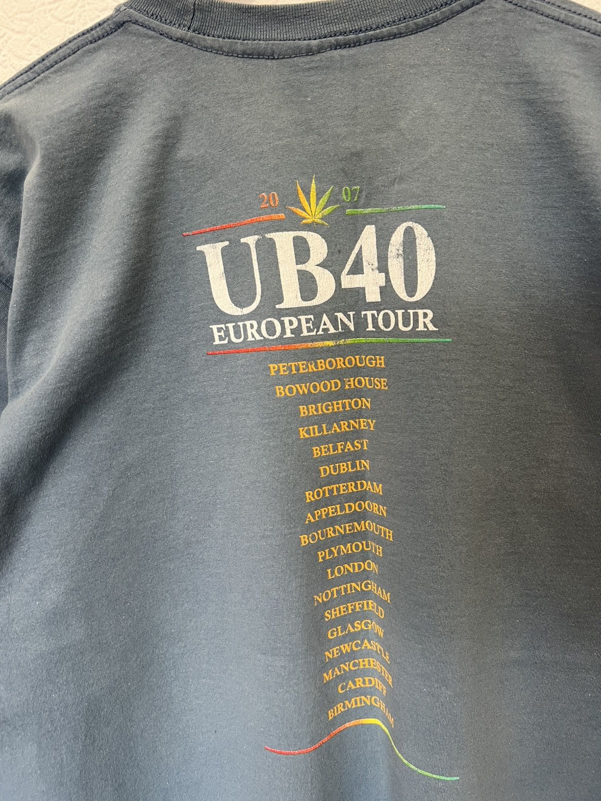 Band Tees × Vintage Vintage UB40 Band Tee 2007 T Shirt Rock Size US L / EU 52-54 / 3 - 8 Thumbnail