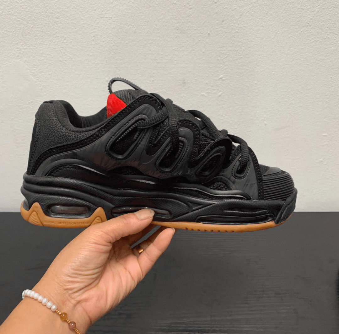 Osiris hundreds x osiris d3 bomber shoes Size US 5 / EU 37 - 2 Thumbnail