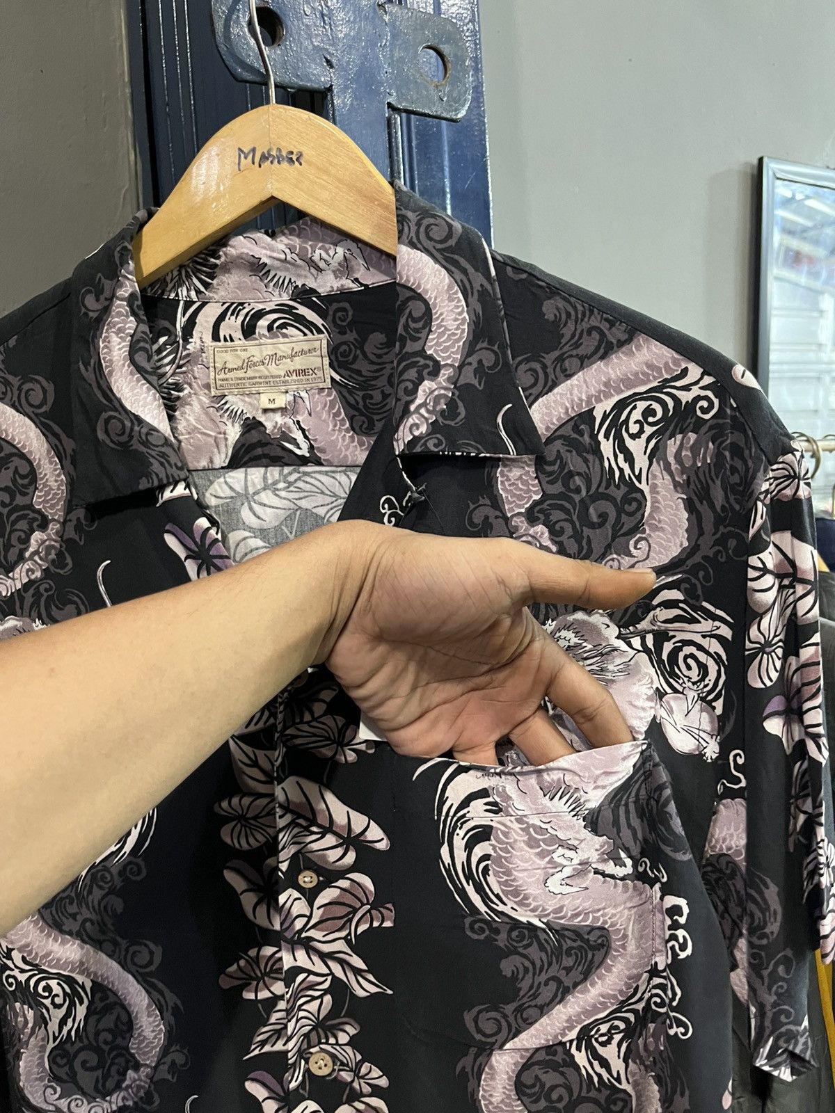 Sun Surf Avirex Loop Collar dragon hawaiian shirt Size US M / EU 48-50 / 2 - 2 Thumbnail