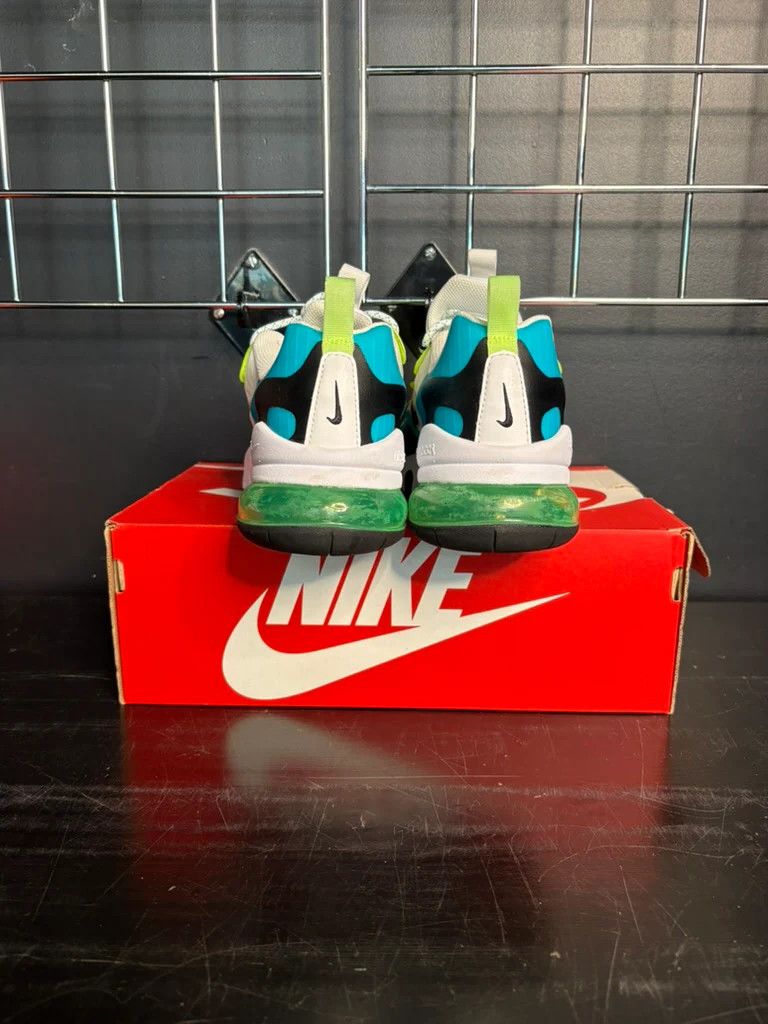 Nike Nike Air Max 270 "React" (Ghost Green) (GS) **PRE-OWNED** Size US 7 / EU 40 - 4 Thumbnail