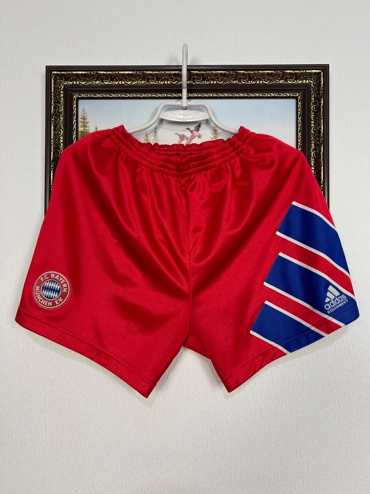 Adidas Vintage 90's Adidas Bayern Munich Football Shorts Soccer M Size US 32 / EU 48 - 1 Thumbnail