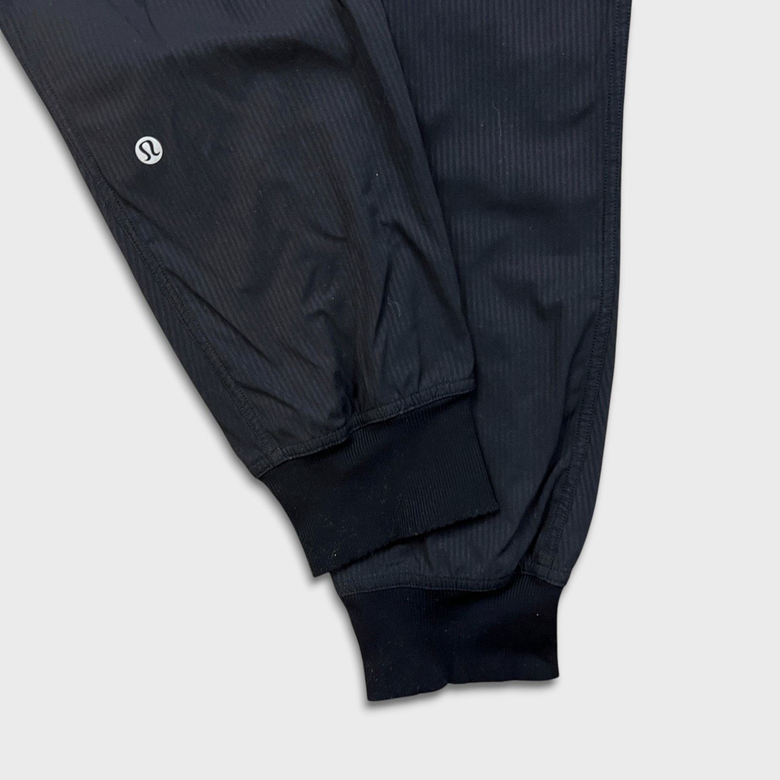 Lululemon Lululemon Dance Studio Jogger *29" Size 6 Mid Rise Taper Size 28" / US 6 / IT 42 - 6 Thumbnail