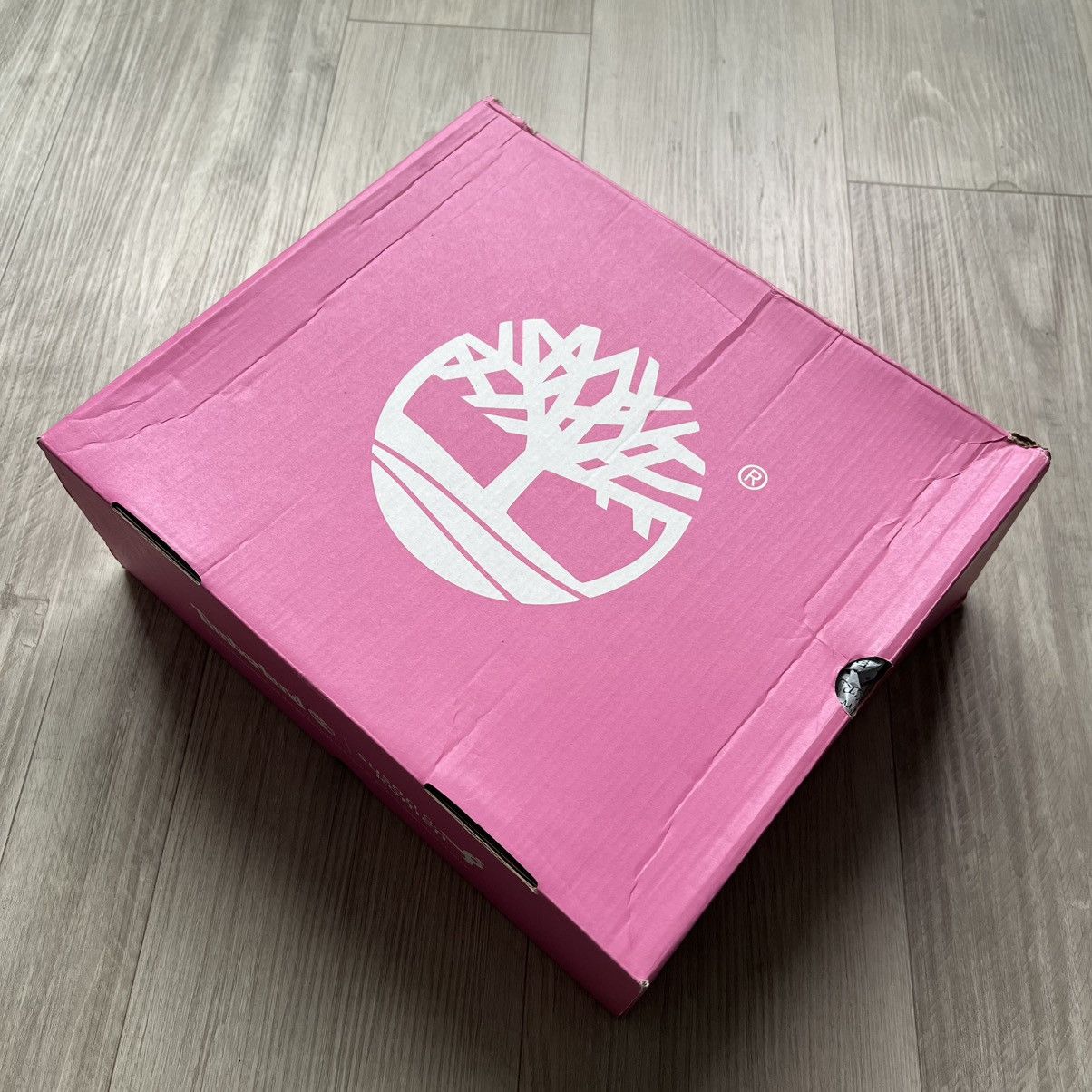 Timberland Timberland ‘Breast Cancer Awareness’ Boots Size US 10 / EU 43 - 16 Thumbnail
