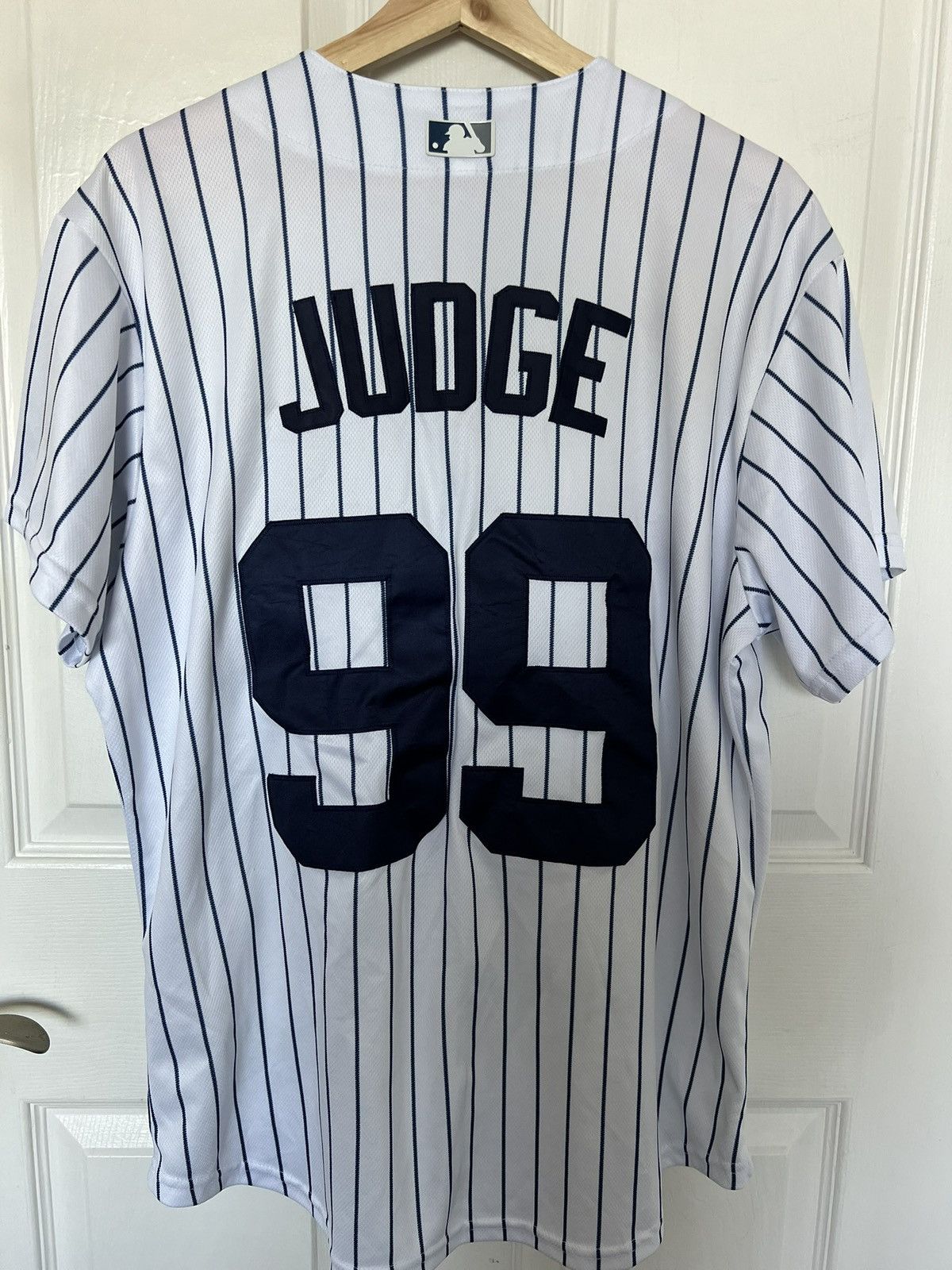 New York Yankees Youth New York Yankees | White Home Replica Jersey Size US M / EU 48-50 / 2 - 2 Thumbnail