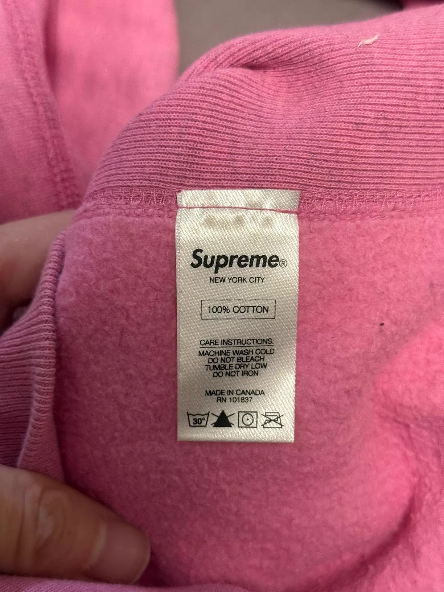 Supreme Supreme FW15 Box Pink Crewneck XL Size US XL / EU 56 / 4 - 6 Thumbnail