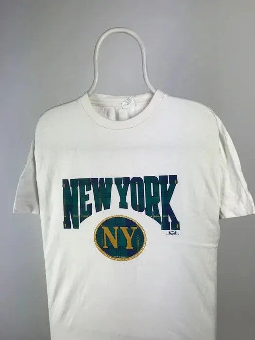 Band Tees New York T-shirt vintage band tee size Large Size US L / EU 52-54 / 3 - 2 Thumbnail
