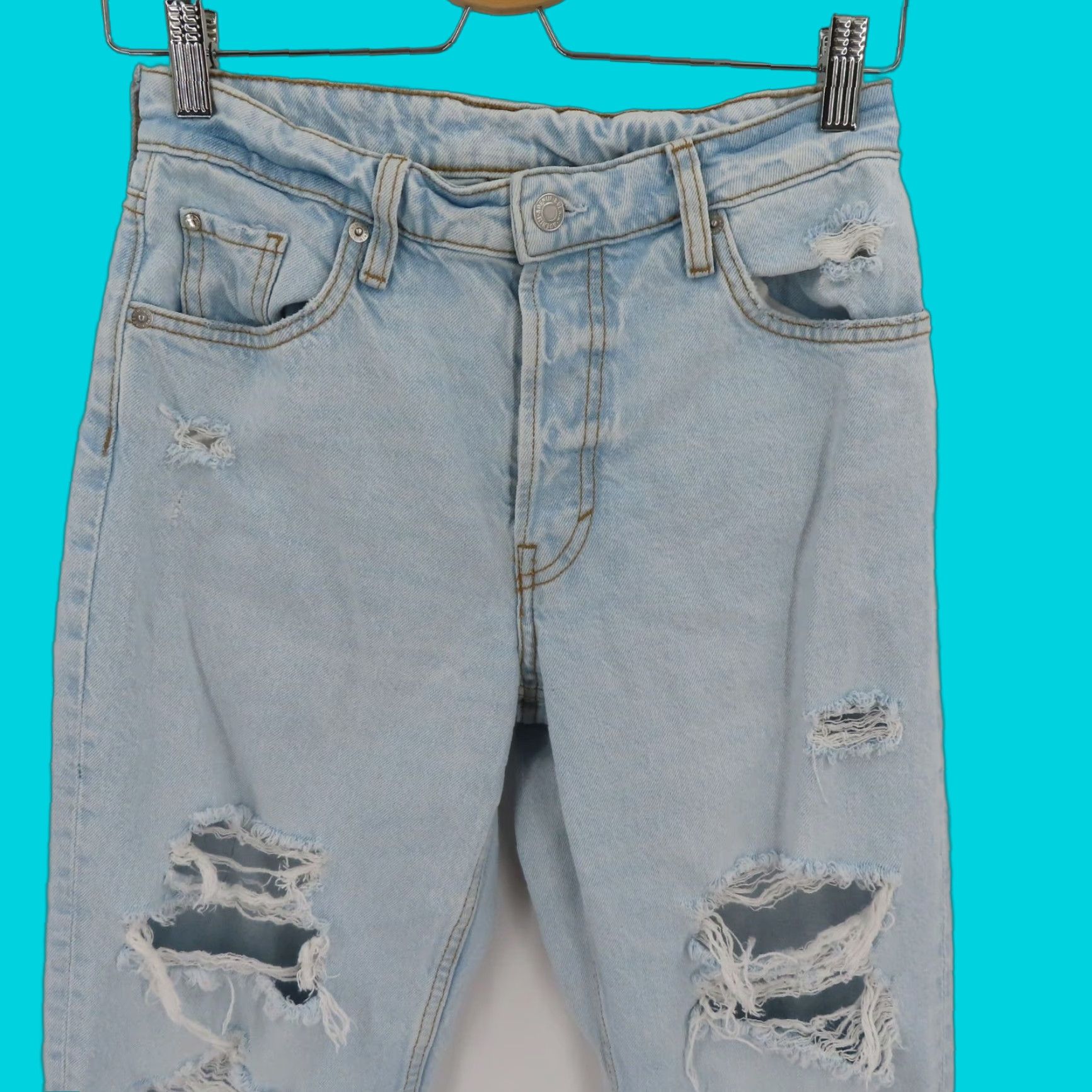 Denime VINTAGE &Denim Denim Blue 90s Boyfriend High Waist Jeans Button Fly Womens Size 2 Distressed Size 26" / US 2 / IT 38 - 1 Thumbnail