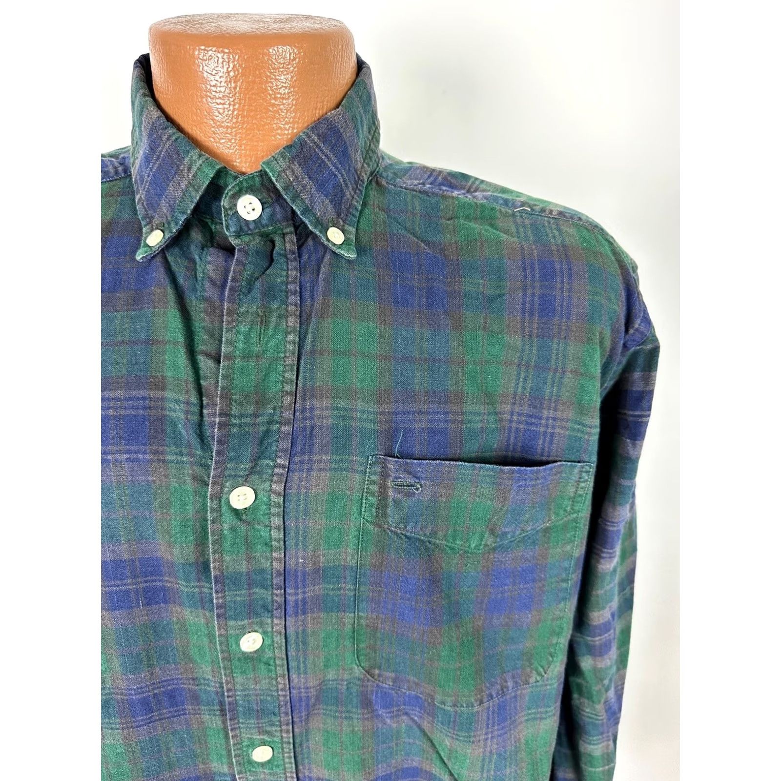 Vintage Vintage Native Habitat Planet Earth Shirt Men M Blue Plaid Button-Up Casual 90s Grunge Size US M / EU 48-50 / 2 - 2 Thumbnail