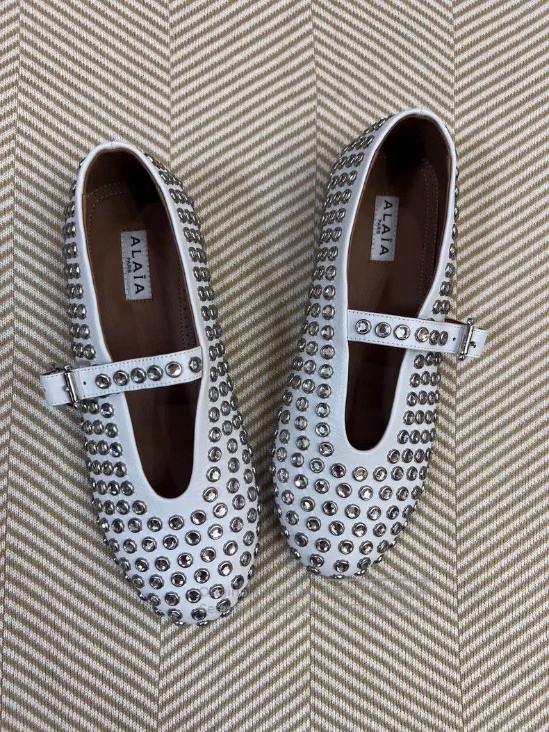 Alaia Alaia White Crystal Leather Mary Jane Shoes for Women Size US 7.5 / IT 37.5 - 1 Thumbnail