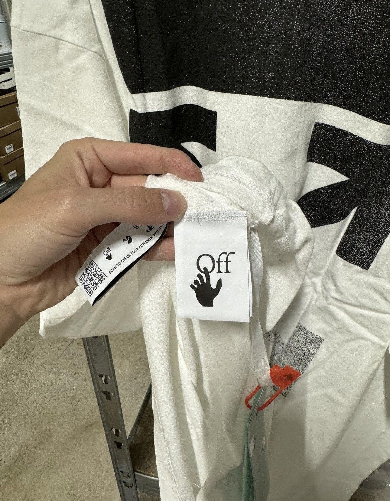Off-White Off-White Degrade Arrow T-Shirt NEW 500$ Size US XXL / EU 58 / 5 - 6 Thumbnail