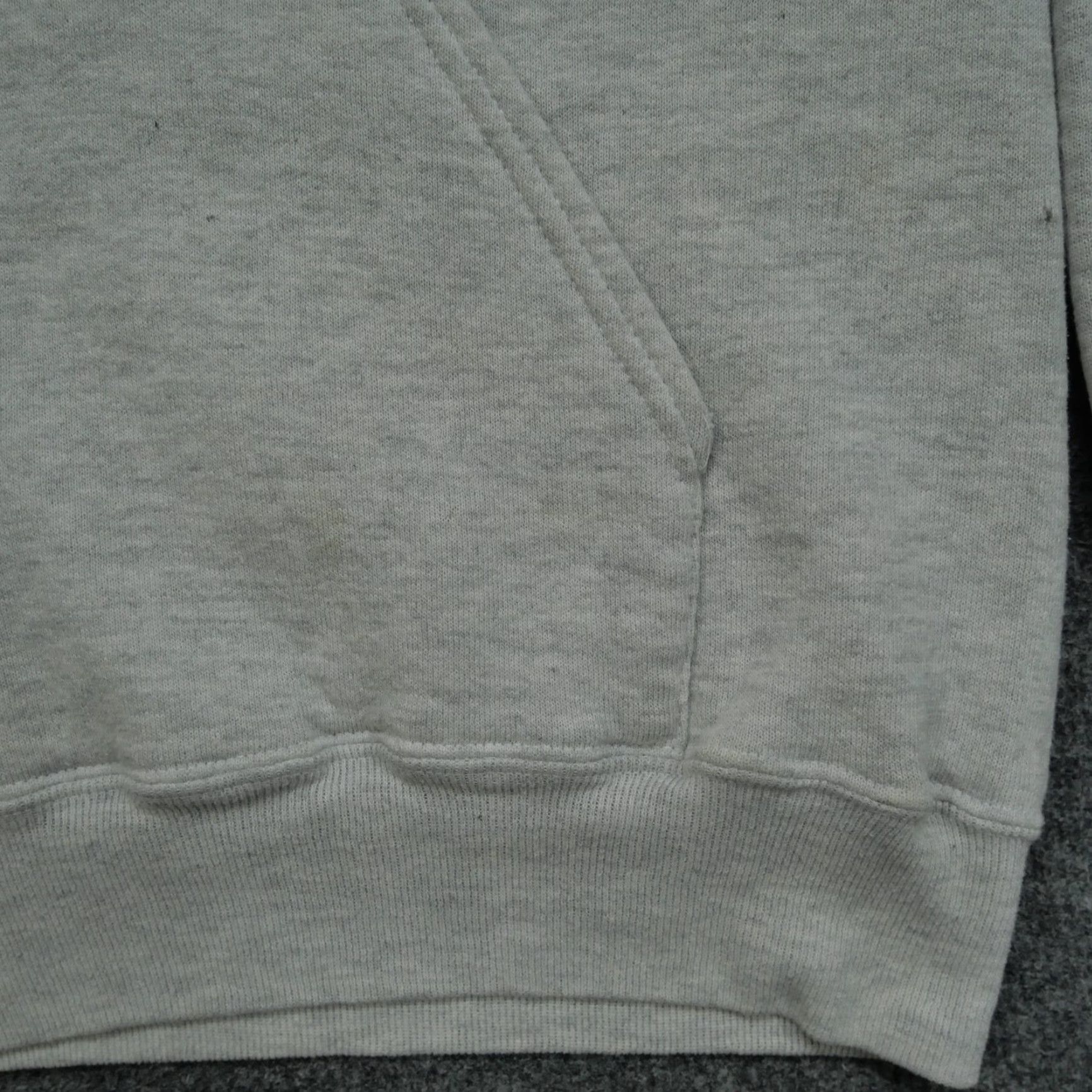 Jerzees VINTAGE Class Of 2000 Hoodie Men L Grey JERZEES Hooded Pullover, Graphic Vintage 2000s, Graduation, Regular Fit Size US L / EU 52-54 / 3 - 5 Thumbnail