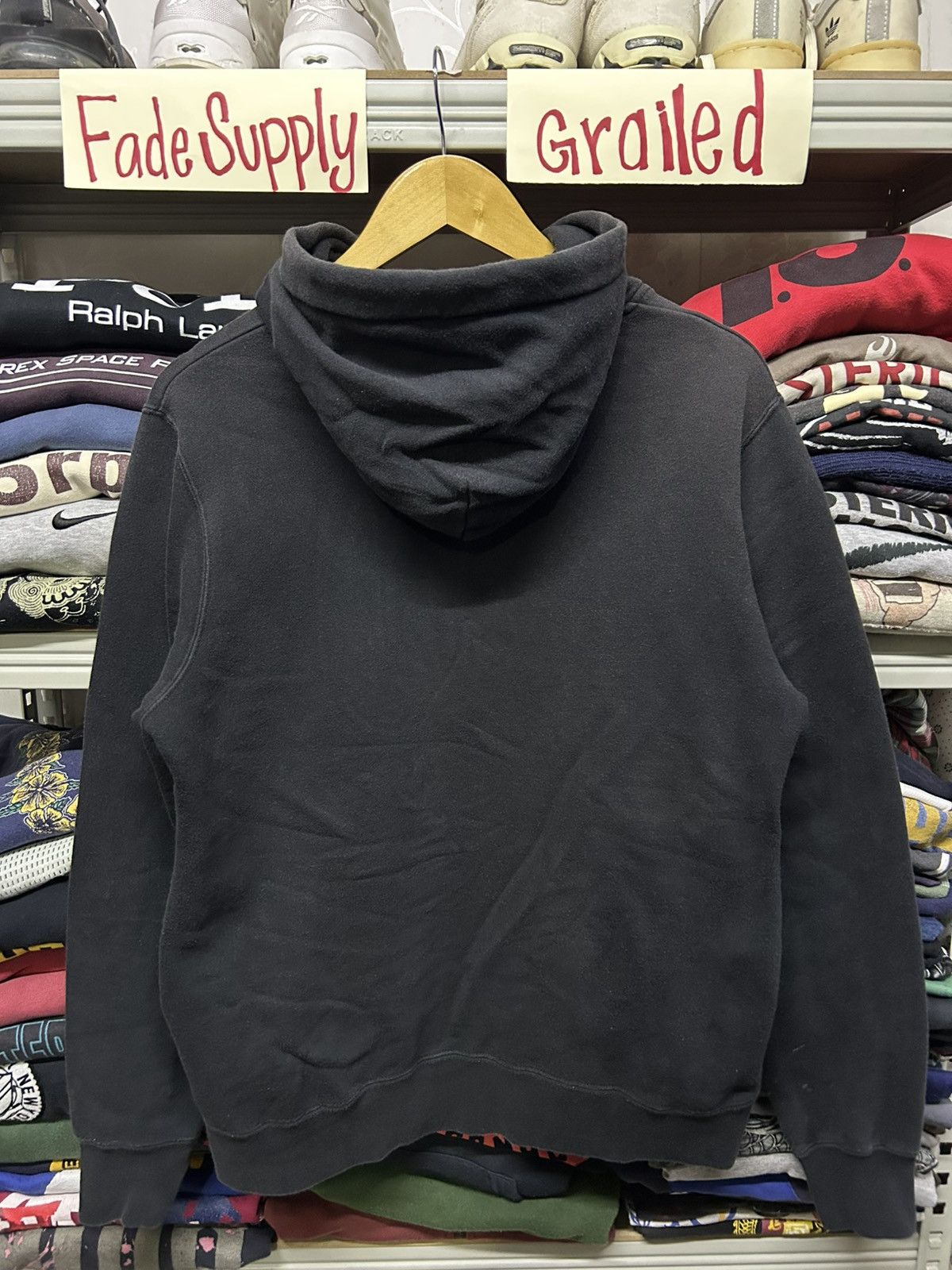 Undercover Vintage Undercover jun takahashi blindfold bear hoodie Size US L / EU 52-54 / 3 - 4 Thumbnail