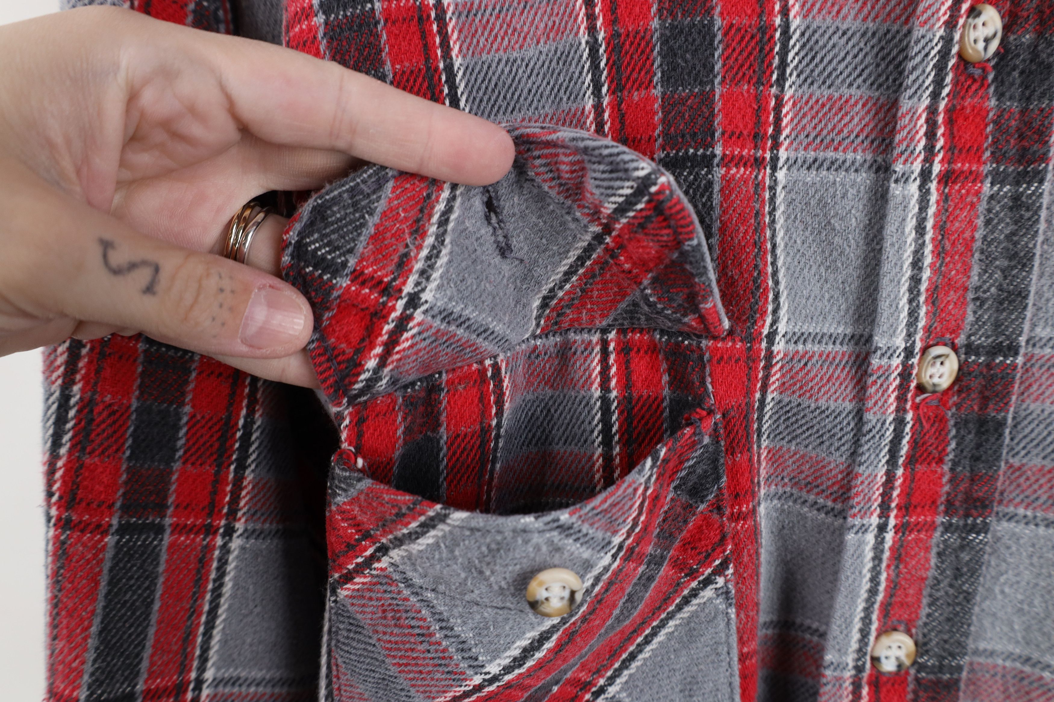 Vintage Vintage 70s 80s Streetwear Heavyweight Flannel Button Shirt Size US L / EU 52-54 / 3 - 5 Thumbnail