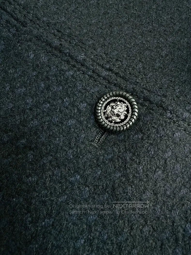 Chanel Chanel 14B blue and black medium and long tweed coat Size S / US 4 / IT 40 - 4 Thumbnail