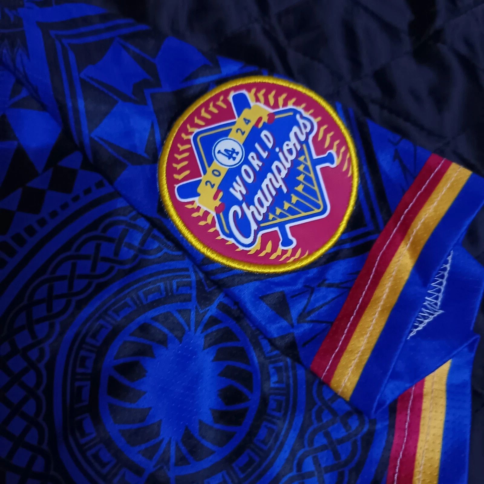 MLB LA Dodgers Filipino Heritage Night Pilipinas Baseball Jersey Size US M / EU 48-50 / 2 - 2 Thumbnail