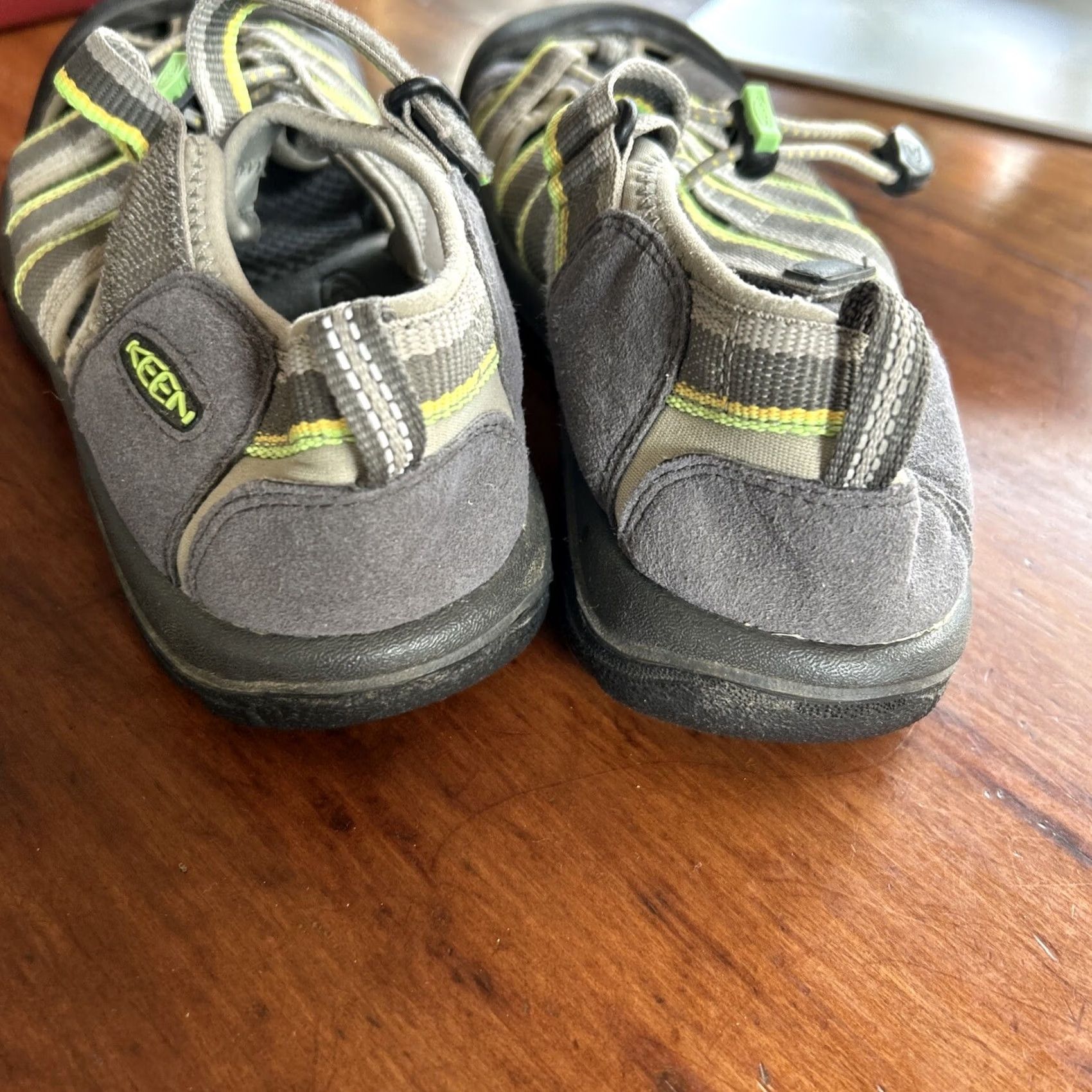 KEEN KEEN Sandal Women US 5 Gray Lime Orange Colorful Strappy EUC Gently Used Size US 5 / IT 35 - 5 Thumbnail