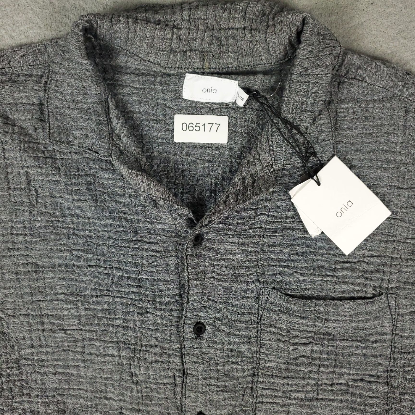 Onia Onia Shirt Mens XL Gray Camp Collar Button Up Short Sleeve Size US XL / EU 56 / 4 - 2 Thumbnail