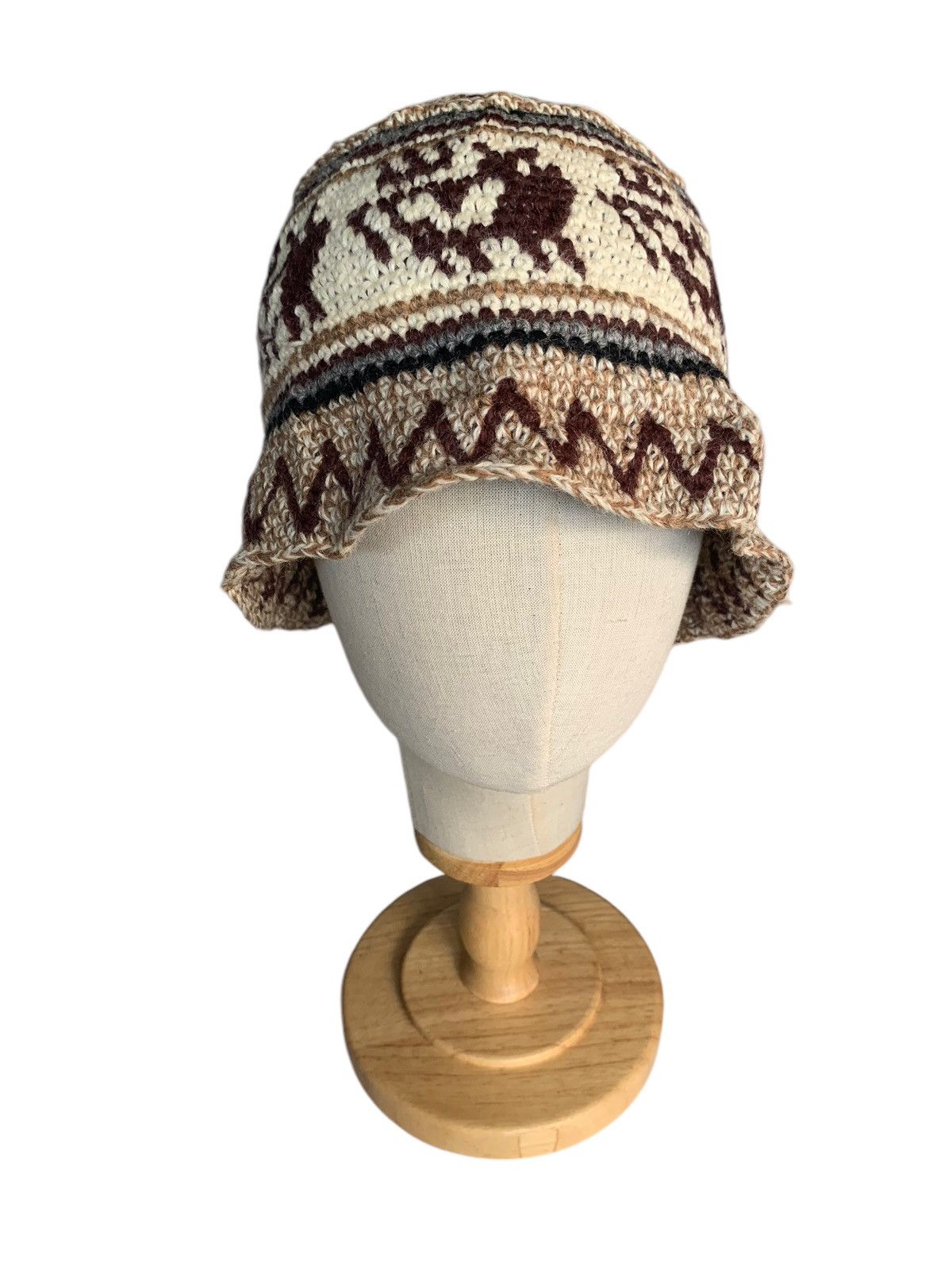 Handmade × Japanese Brand HIPPIES STYLE Rare Design crochet Knit Bucket Hats Size ONE SIZE - 3 Thumbnail