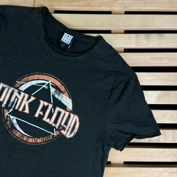 Band Tees × Pink Floyd × Vintage Mens Vintage T Shirt Pink Floyd Size L Size US L / EU 52-54 / 3 - 2 Thumbnail
