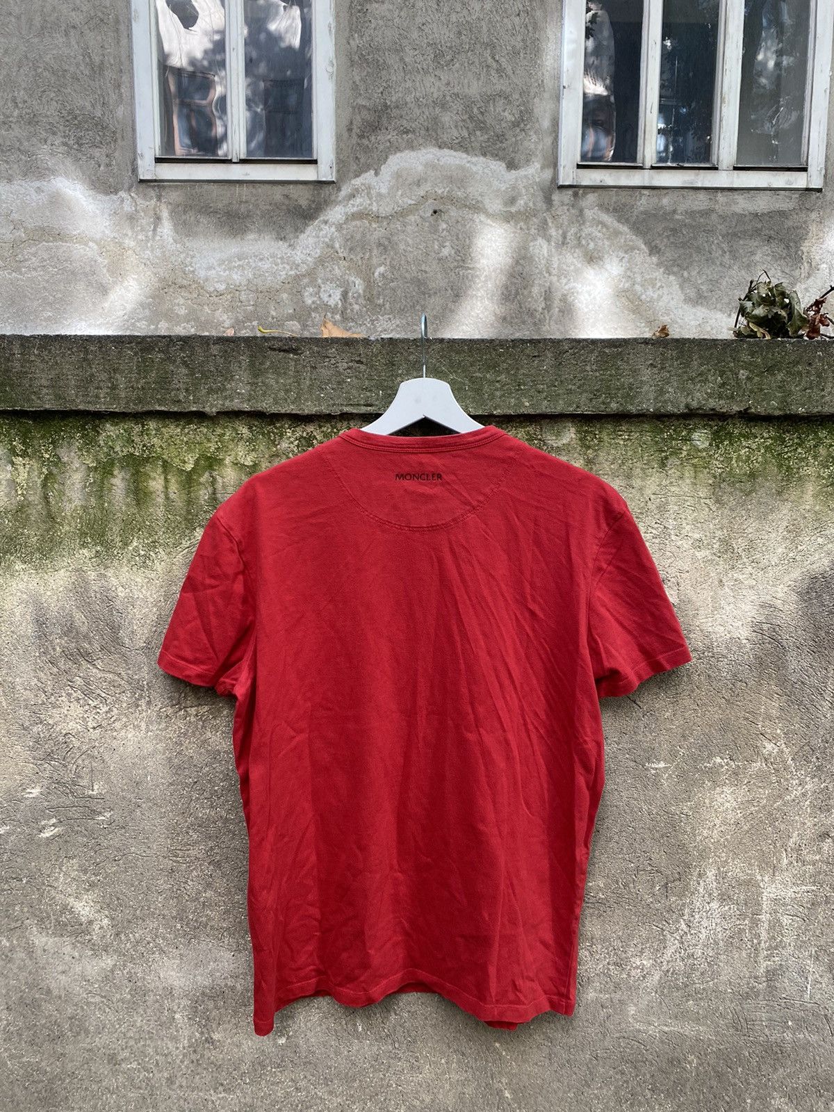 Moncler Moncler T-Shirt Size US L / EU 52-54 / 3 - 6 Thumbnail