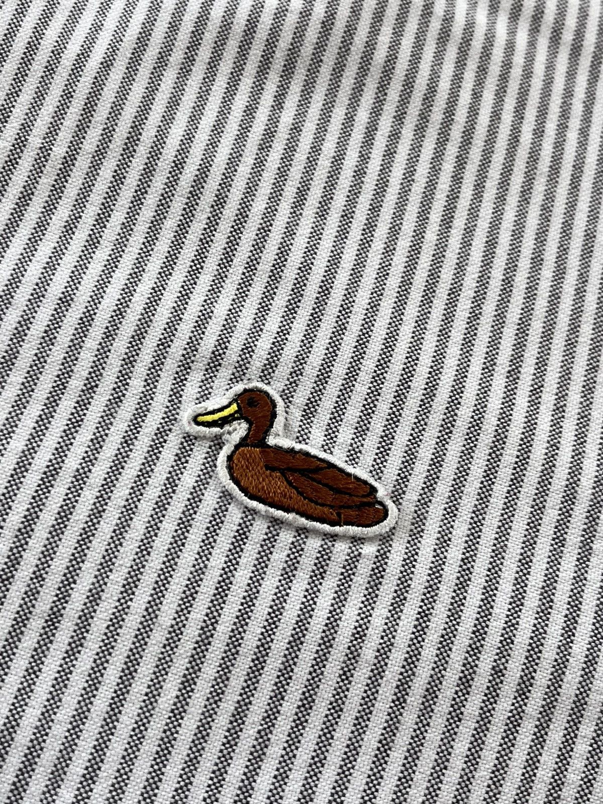 Carhartt Vintage Carhartt White Grey Striped Duck Logo Shirt Y2K Size US L / EU 52-54 / 3 - 10 Thumbnail
