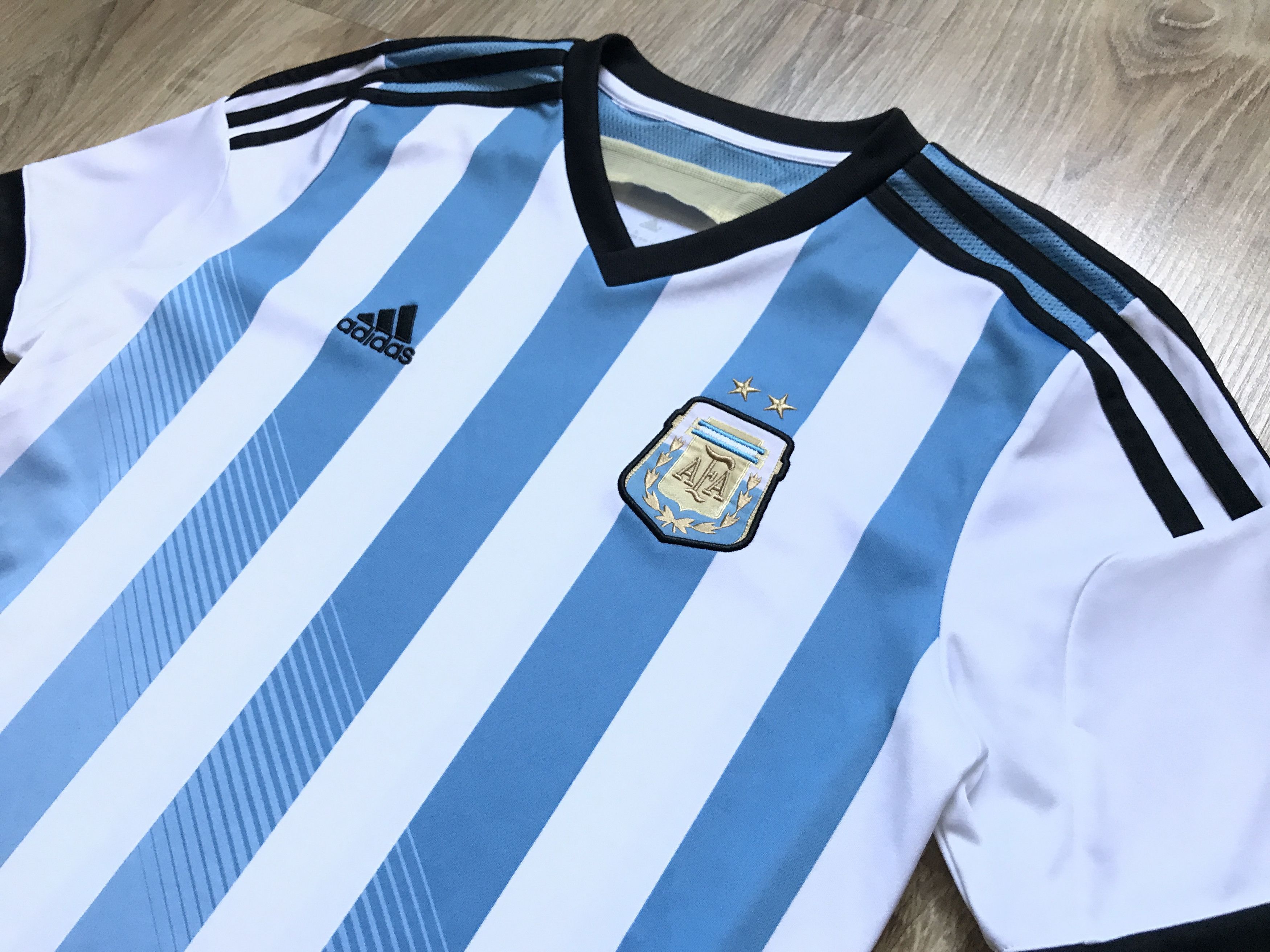 Adidas Kids Vintage Adidas Argentina Home Football Shirt 2014 Size US XXS / EU 40 - 4 Thumbnail