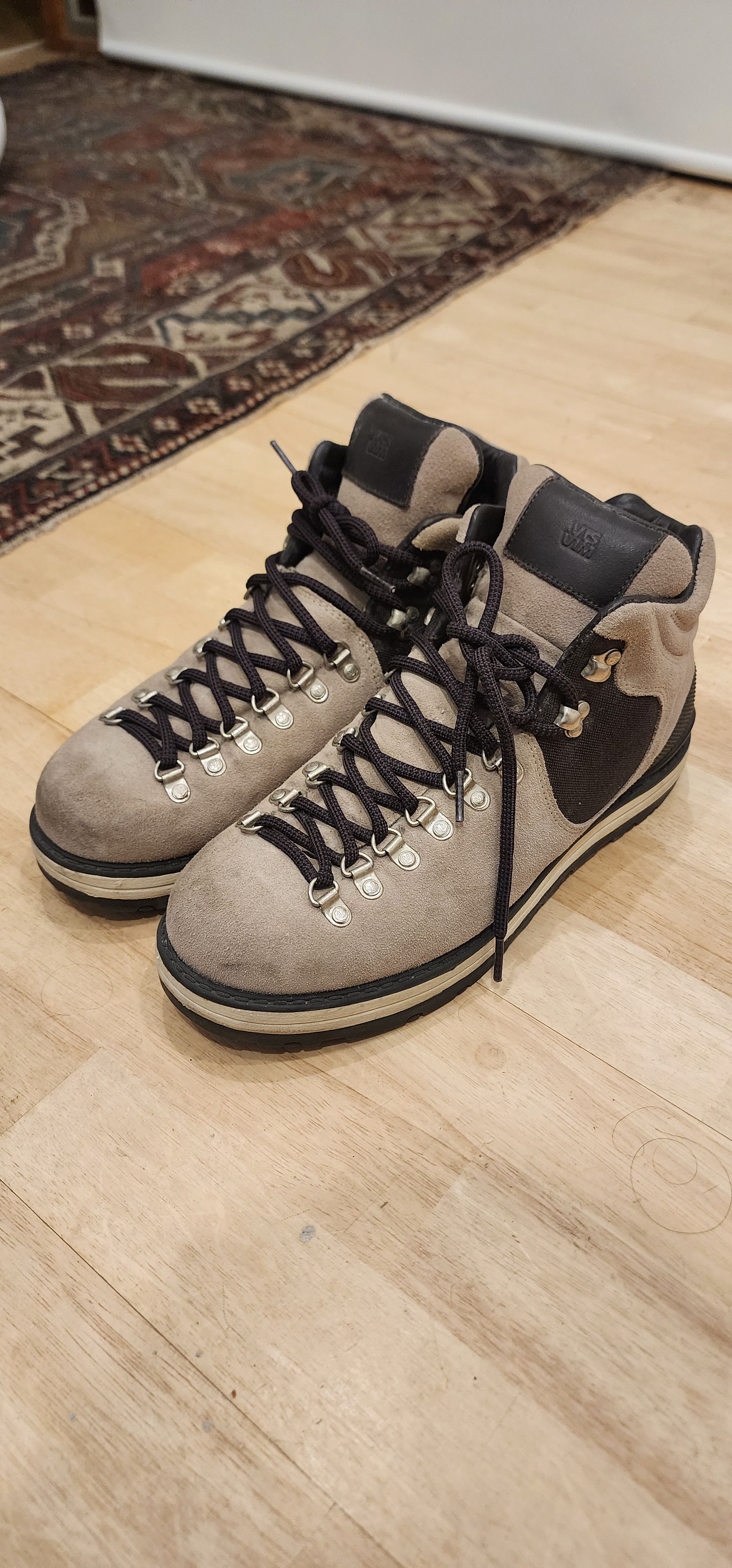 Visvim Visvim Serra Hiking Boots in Horween Leather 9.5 | Grailed