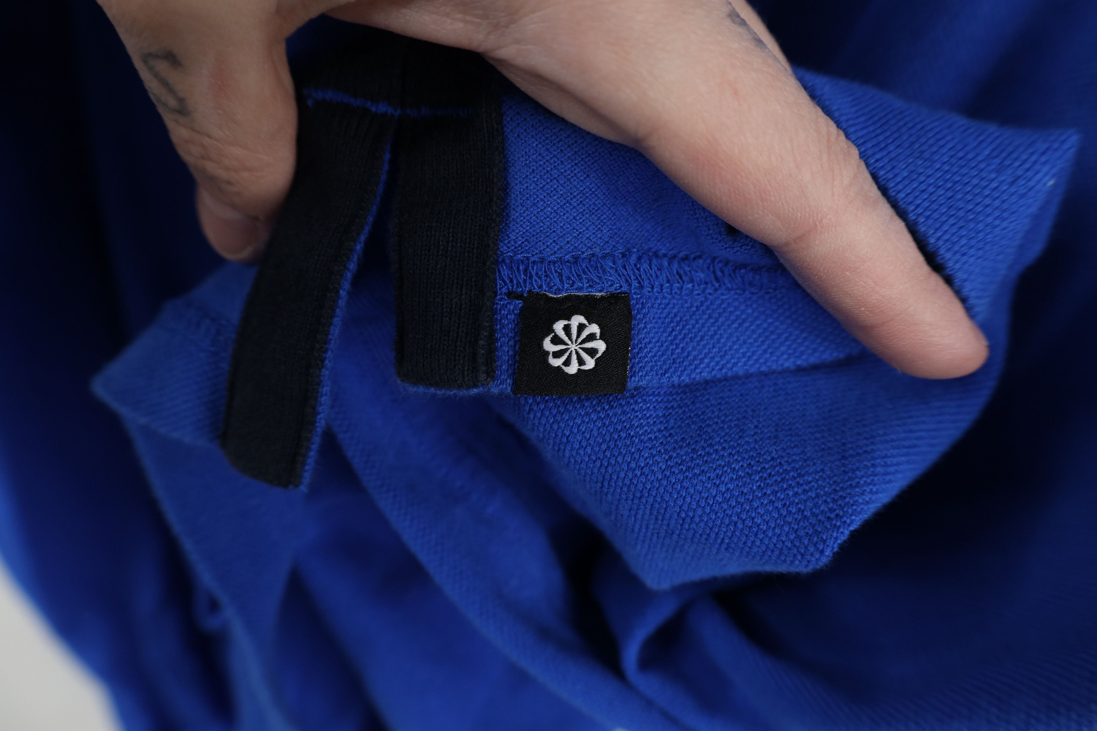 Nike × Vintage Vintage Nike Sportswear Max 90 Collared Golf Polo Shirt Blue Size US XL / EU 56 / 4 - 12 Thumbnail