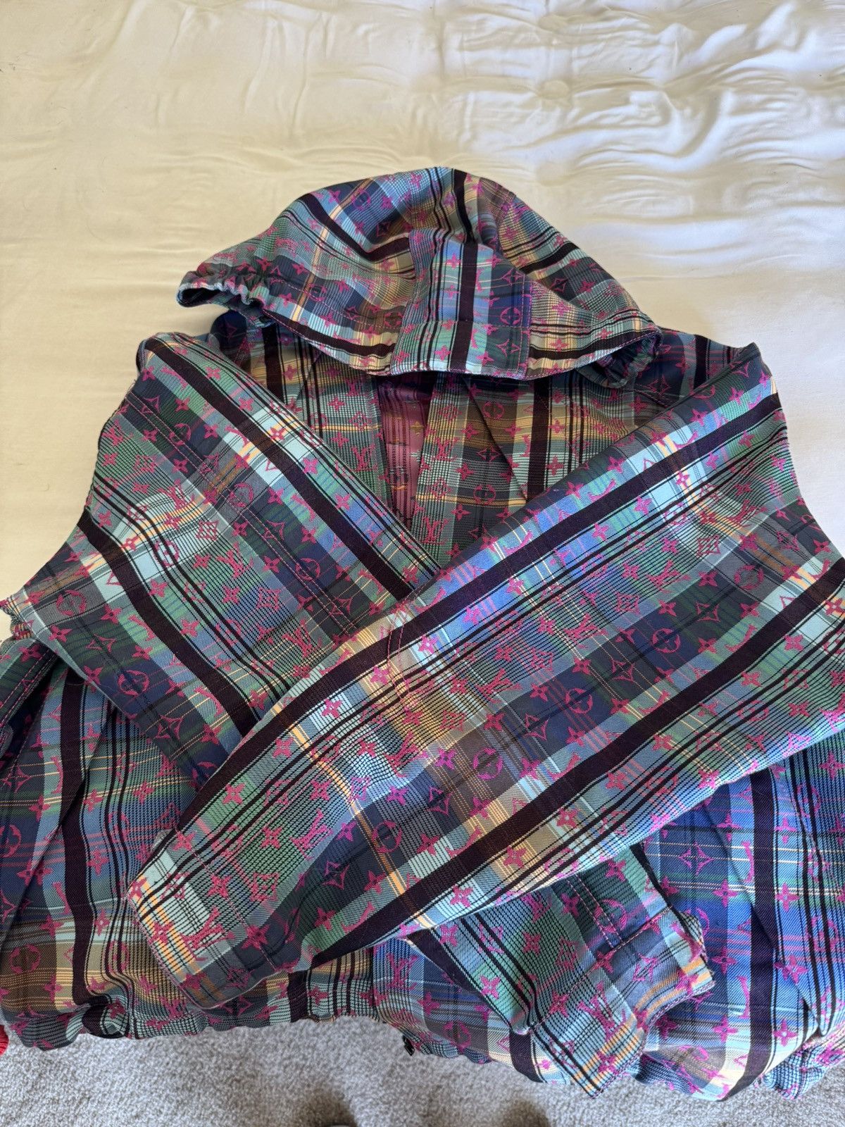 Louis Vuitton Louis Vuitton Multicolor Plaid & Pink Monogram Windbreaker Size US L / EU 52-54 / 3 - 3 Thumbnail