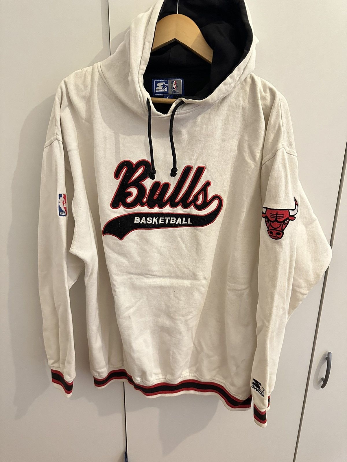 Starter Starter Hoodie Pullover Chicago Bulls Size XL NBA Vintage Size US XL / EU 56 / 4 - 4 Thumbnail