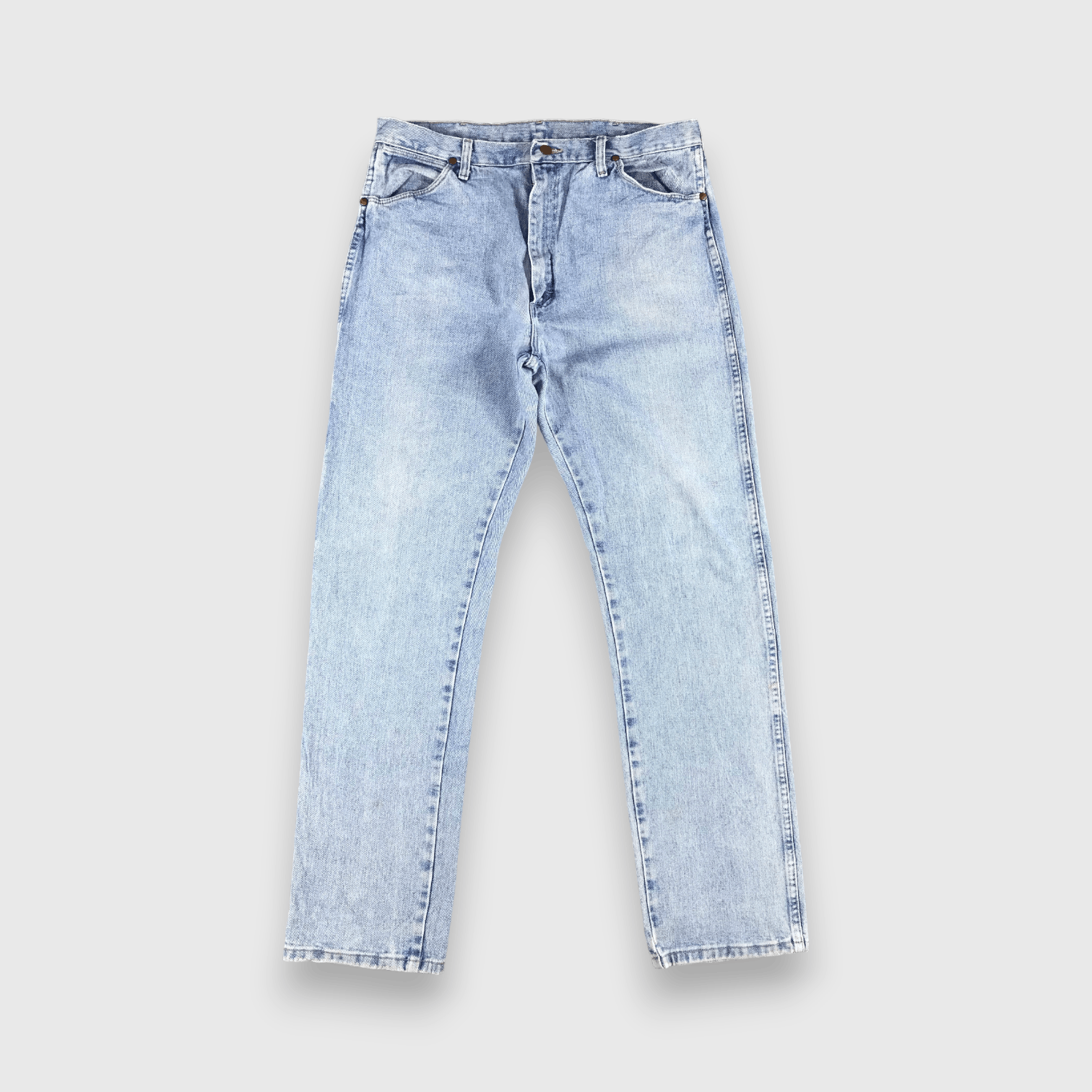 Vintage Vintage Light Wash Wrangler Jeans-J2092 Size US 36 / EU 52 - 1 Thumbnail