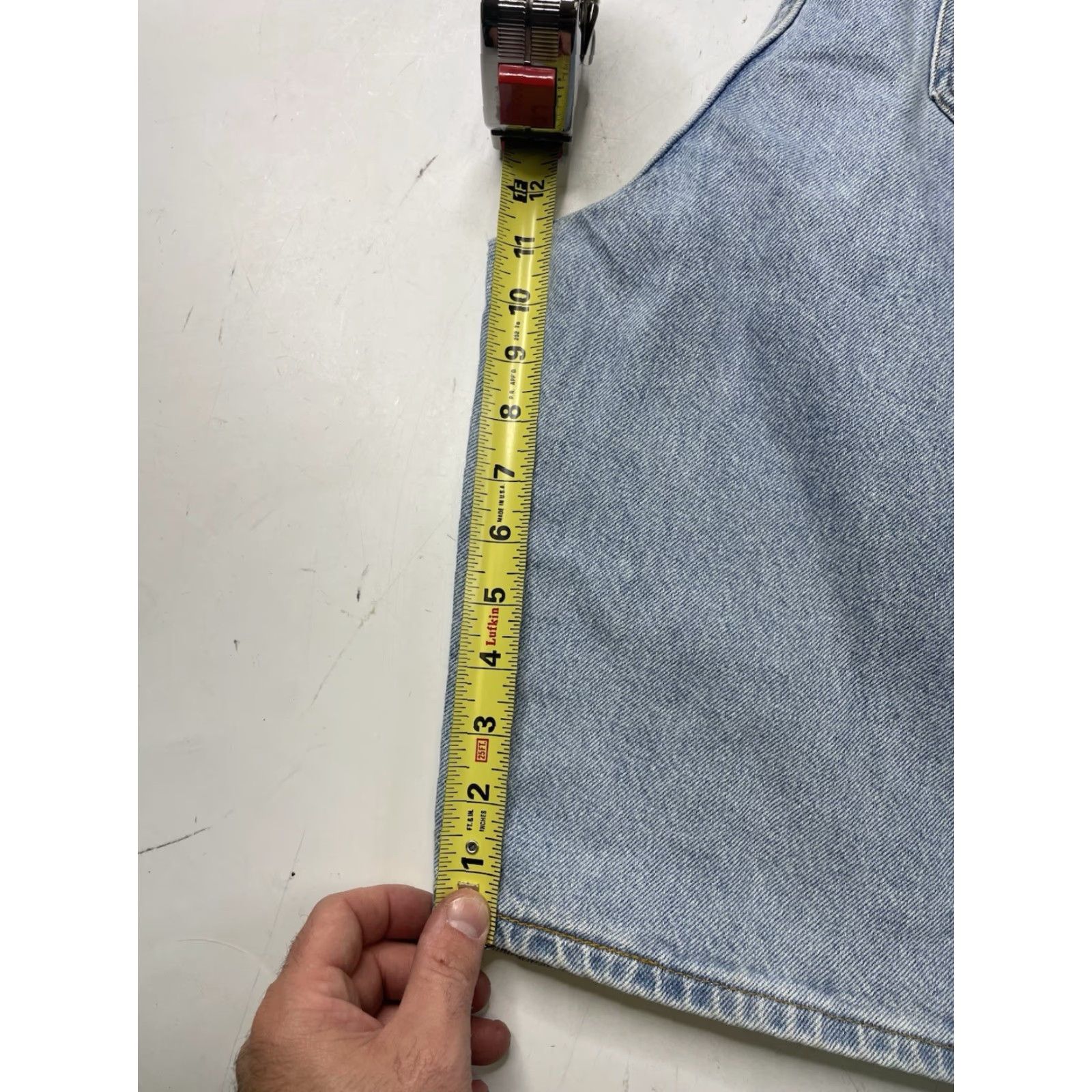 Levi's VINTAGE Levi's Jorts Levis jean shorts Light Wash Mens 38 USA Y2K orange tab blue 38 Small marks back No rips or tears Size US 38 / EU 54 - 7 Thumbnail