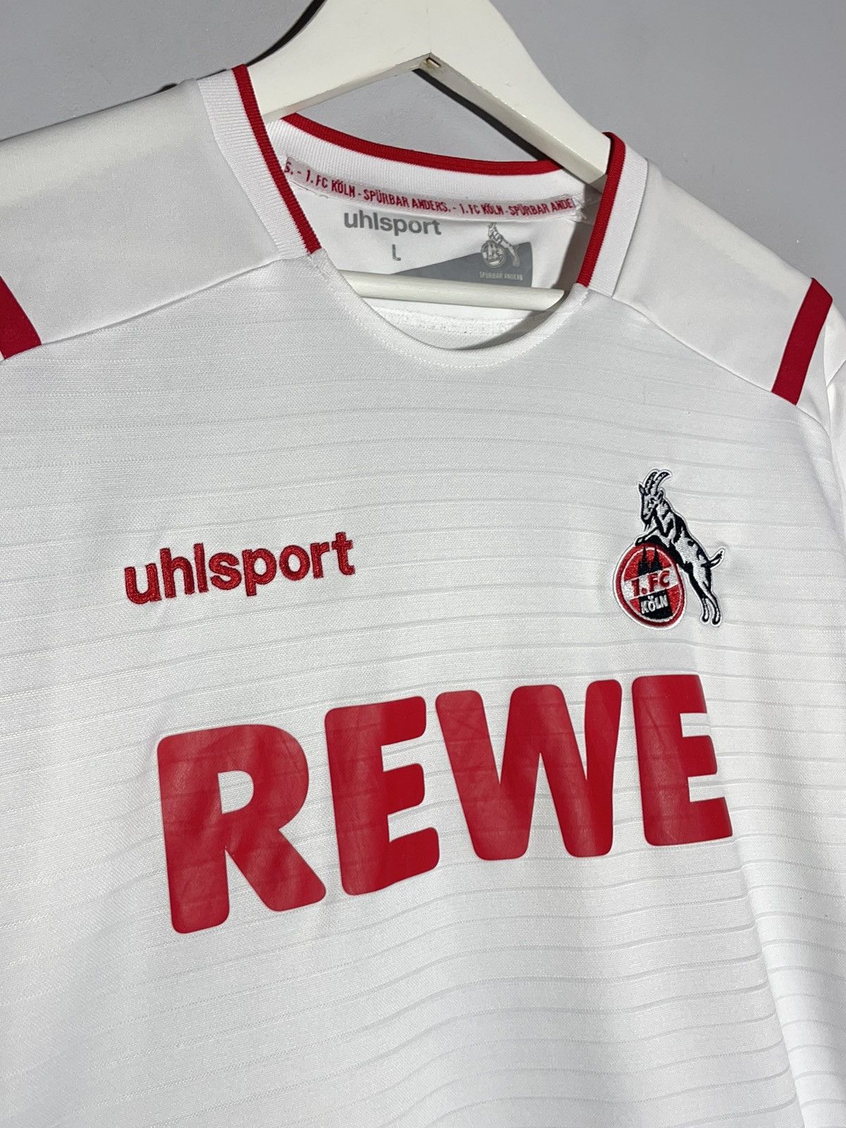 Other FC Köln Hummel 2019/20 Home Football Shirt Size US L / EU 52-54 / 3 - 3 Thumbnail