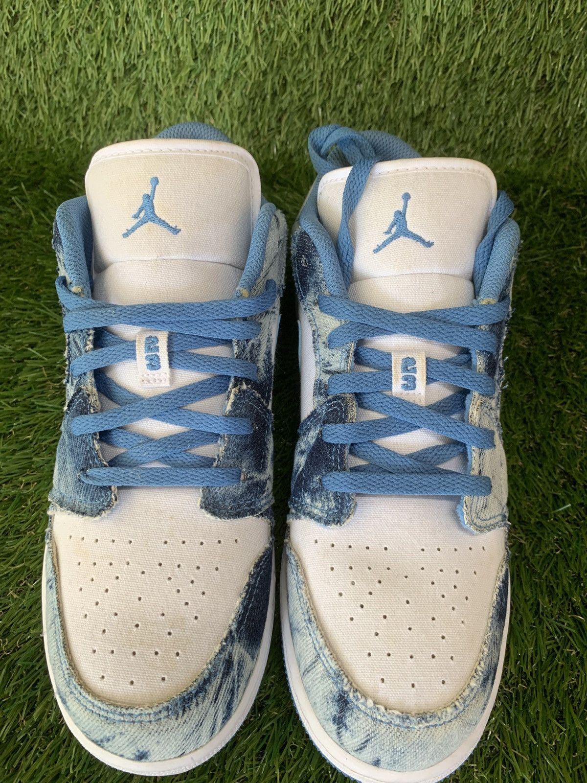 Jordan Brand Aj1 Low washed denim Size US 6 / EU 39 - 7 Thumbnail