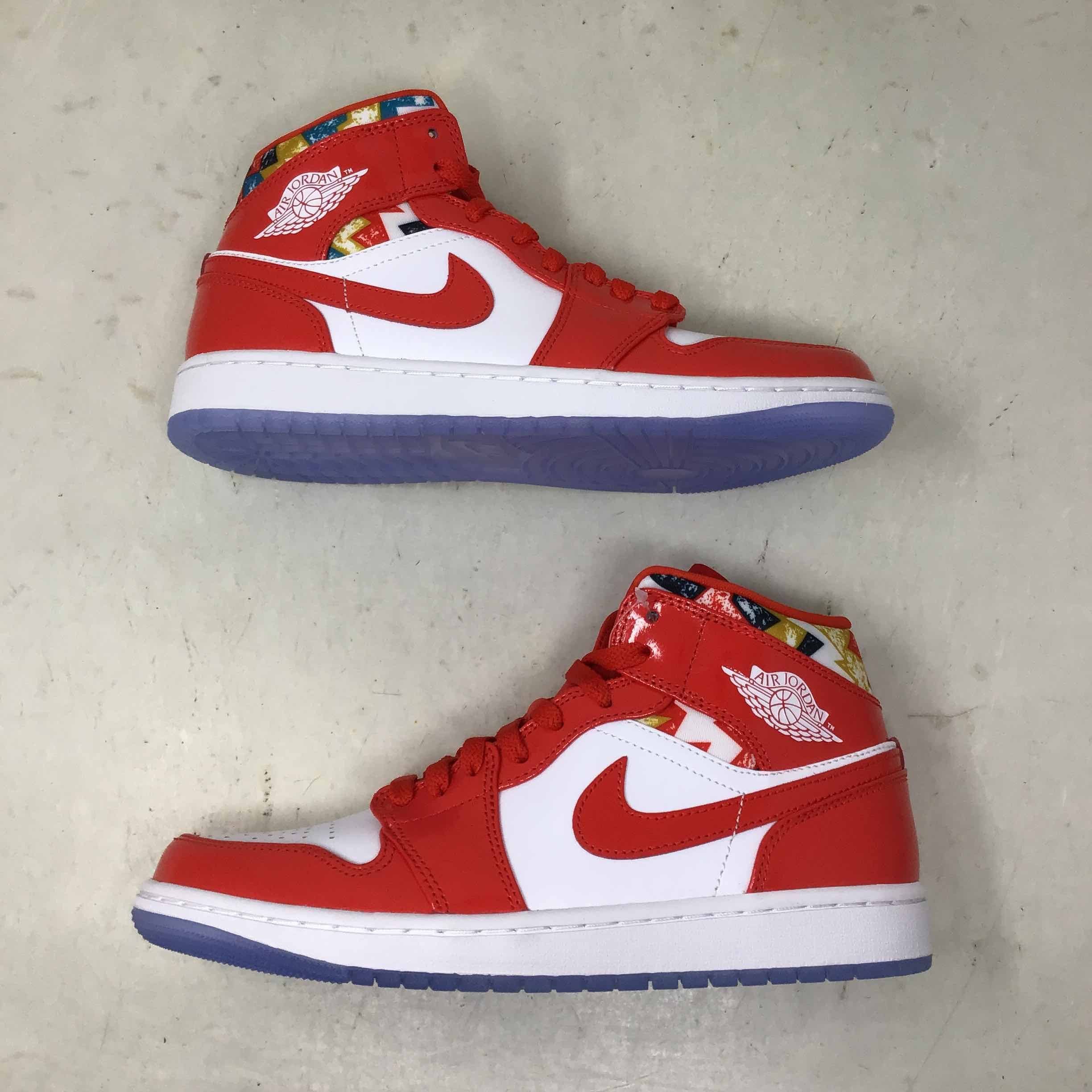 Air Jordan Mid SE Barcelona Sweater