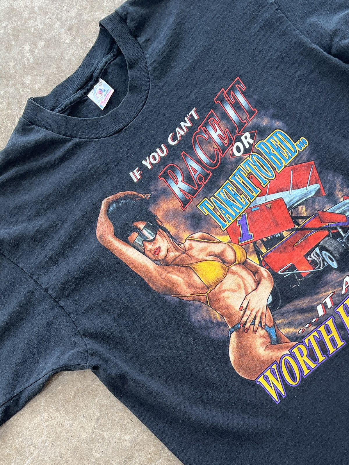 Vintage Vintage 1992 Race It or Take It to Bed Tee Large Size US L / EU 52-54 / 3 - 1 Thumbnail