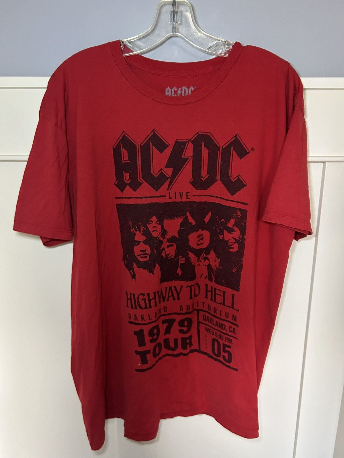 AC/DC 2015 AC/DC highway to hell 1979 tour Oakland, CA t-shirt Size US XL / EU 56 / 4 - 1 Thumbnail