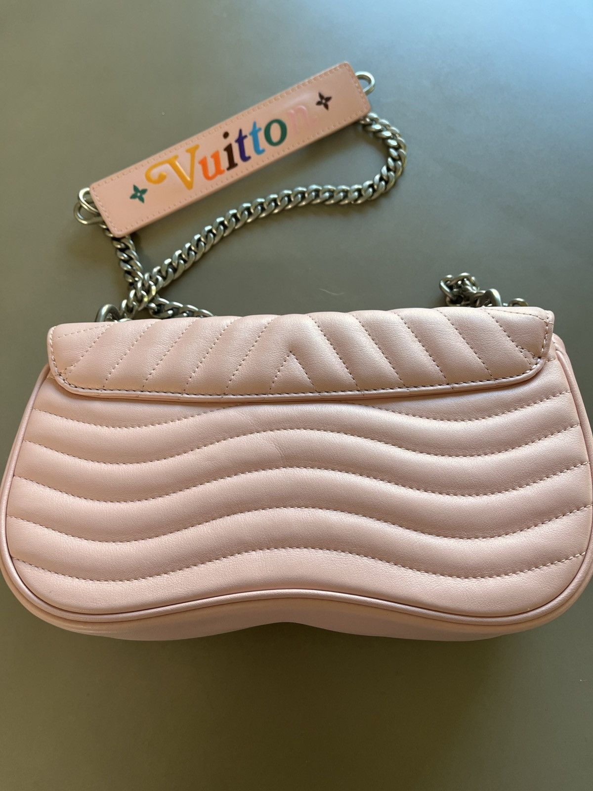 Louis Vuitton Authentic Louis Vuitton Size ONE SIZE - 3 Thumbnail