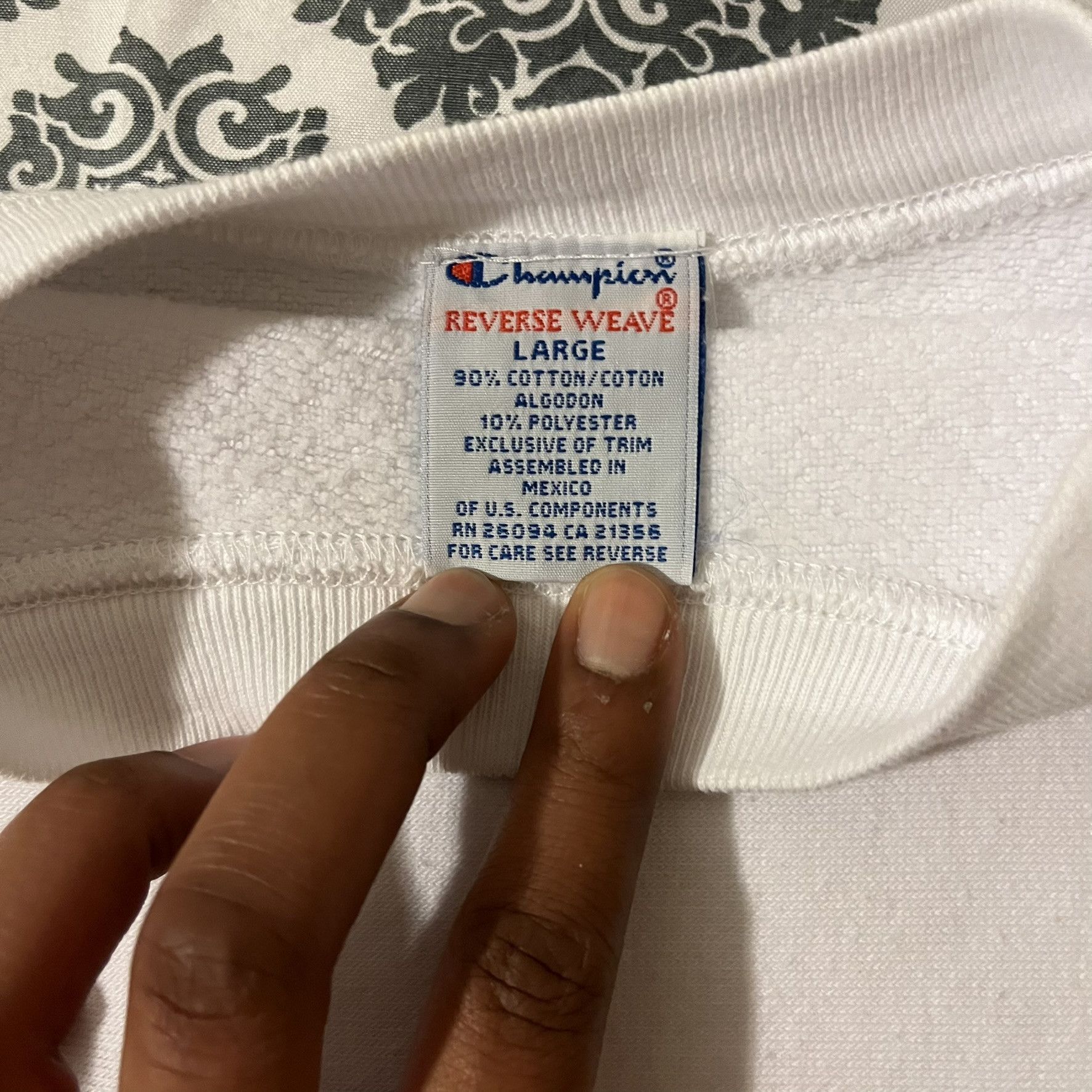 Champion VTG 90s Champion Reverse Weave Crewneck Sweatshirt Size US L / EU 52-54 / 3 - 8 Thumbnail