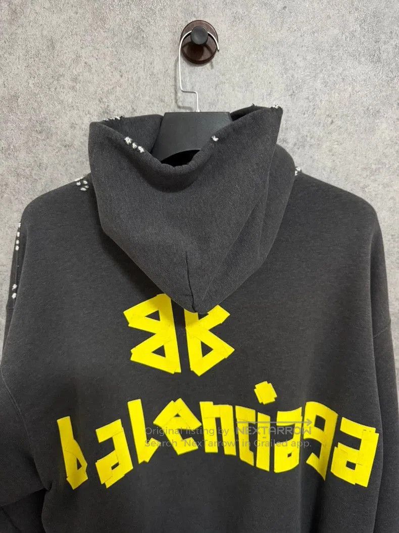 Balenciaga Balenciaga 24SS Tape Logo Hoodie. Size US XXS / EU 40 - 6 Thumbnail
