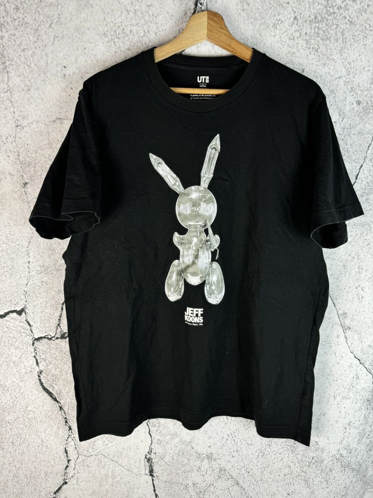 Uniqlo Jeff Koons rabbit stainless steel art uniqlo size L | Grailed