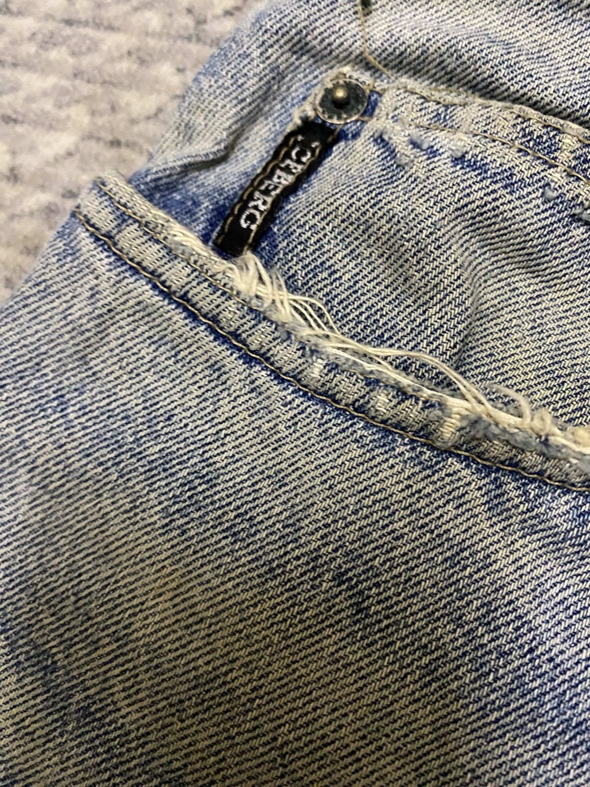 Iceberg × Vintage VINTAGE 90s ICEBERG JEANS X SNOOPY DISTRESSED JEAN Size US 30 / EU 46 - 11 Thumbnail