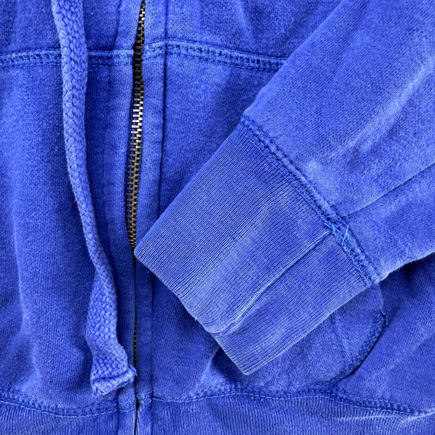 Vintage VINTAGE Aéropostale Hoodie Womens Small Blue Full Zip Wings Cotton Bling Y2K 90s City Womens Size S / US 4 / IT 40 - 6 Thumbnail