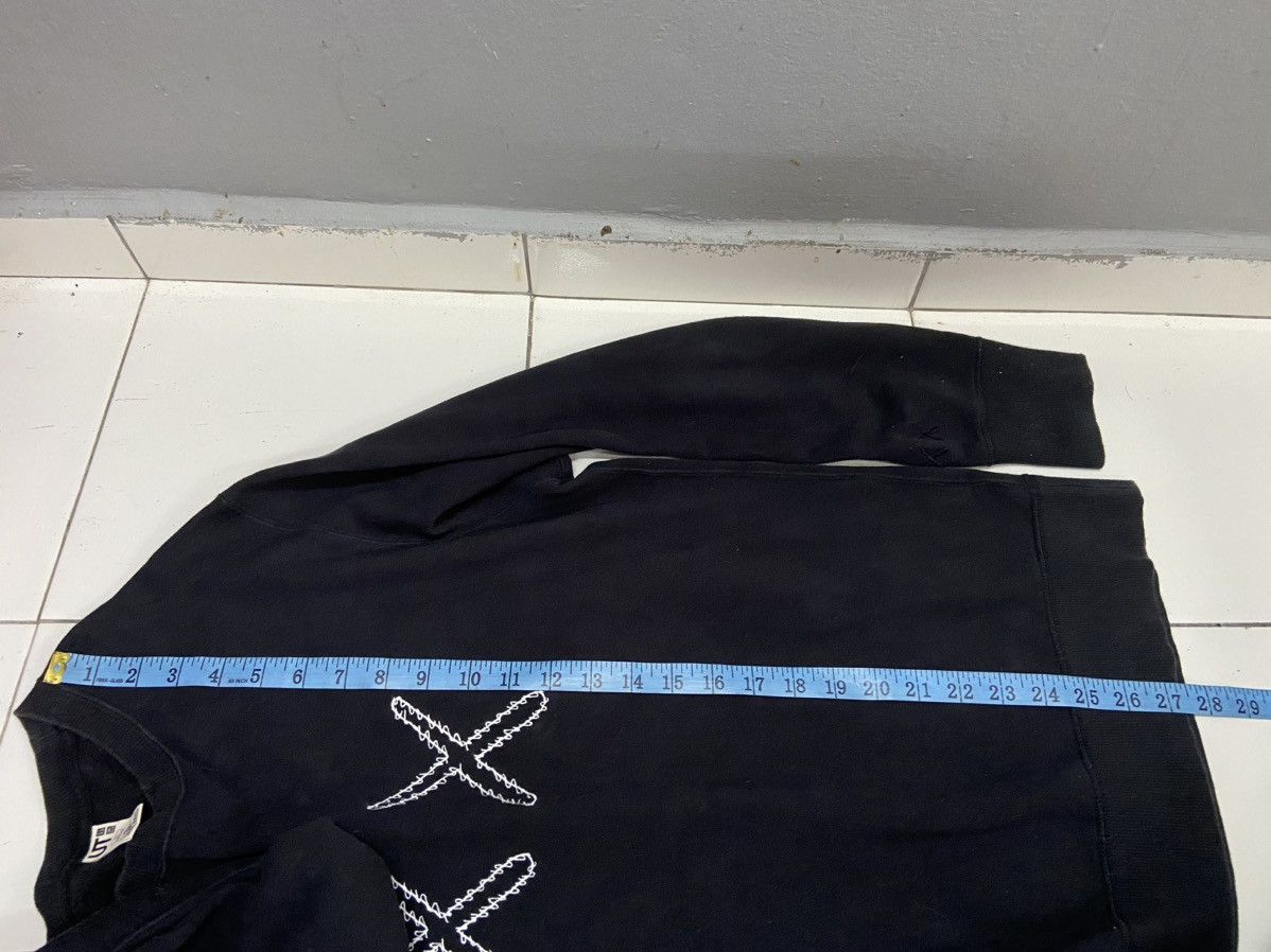 Kaws × Uniqlo UNIQLO X KAWS SESAMA STREET BLACK SWEATSHIRT Size US M / EU 48-50 / 2 - 16 Thumbnail